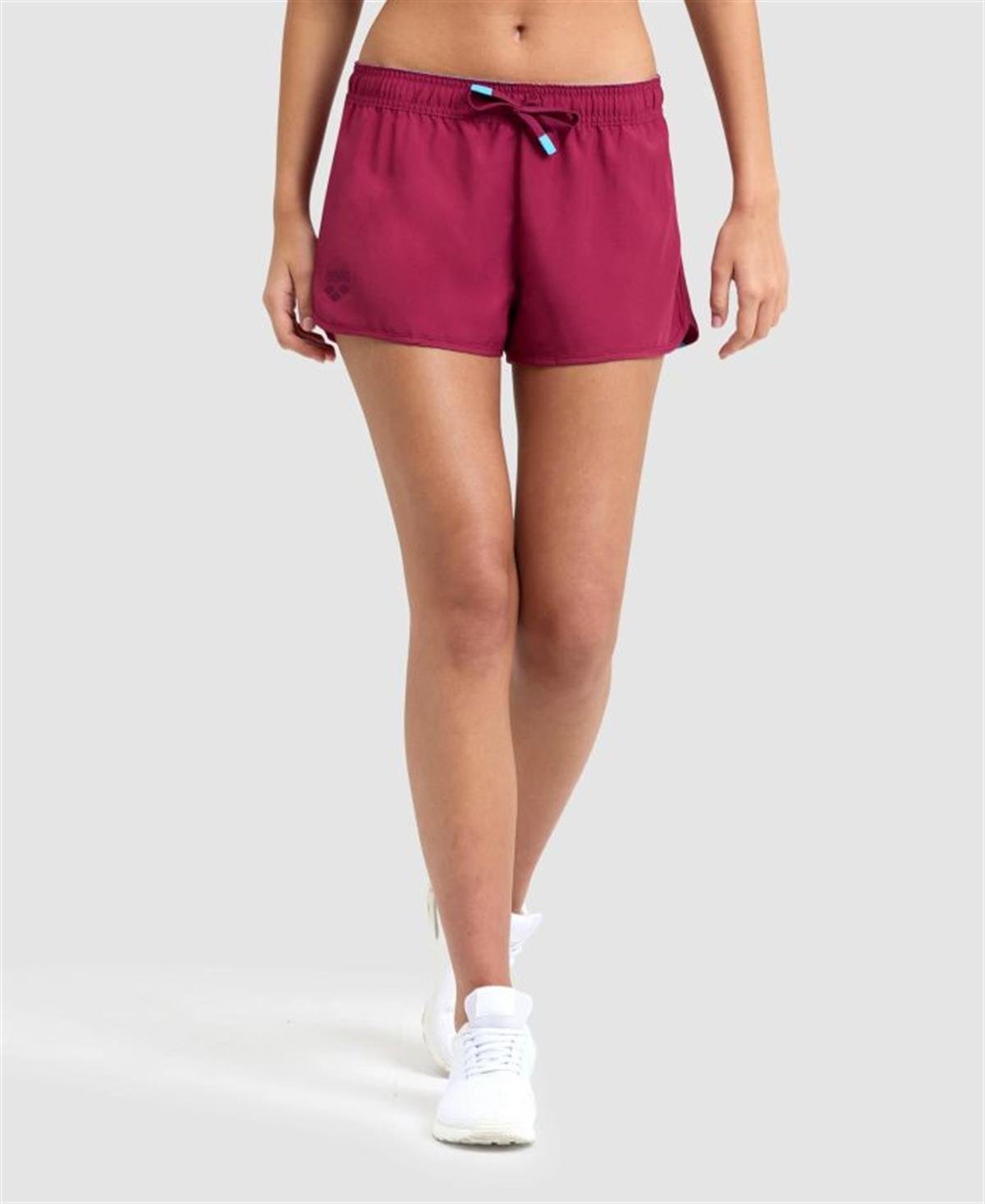 Short arena femme sale