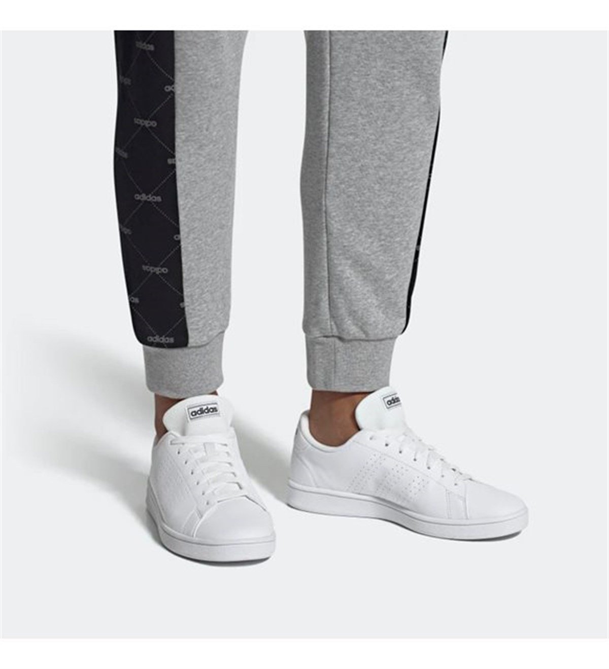 adidas EE7691 ADVANTAGE BASE FTWWHT FTWWHT TRABLU l Agsmodasi