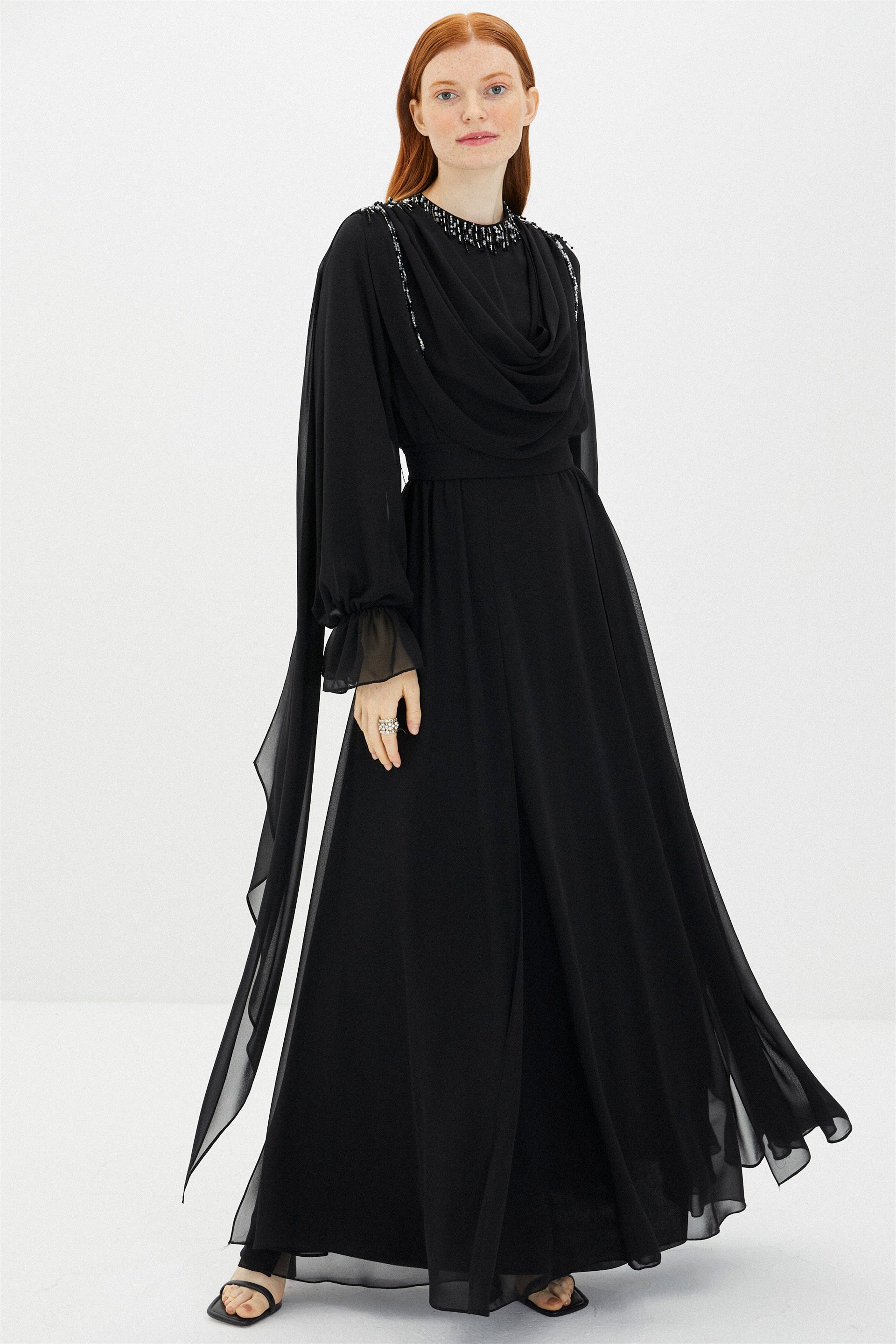 ZÜHRE Yaka İşleme Detaylı Uzun Siyah Elbise E-0289 - Zühre