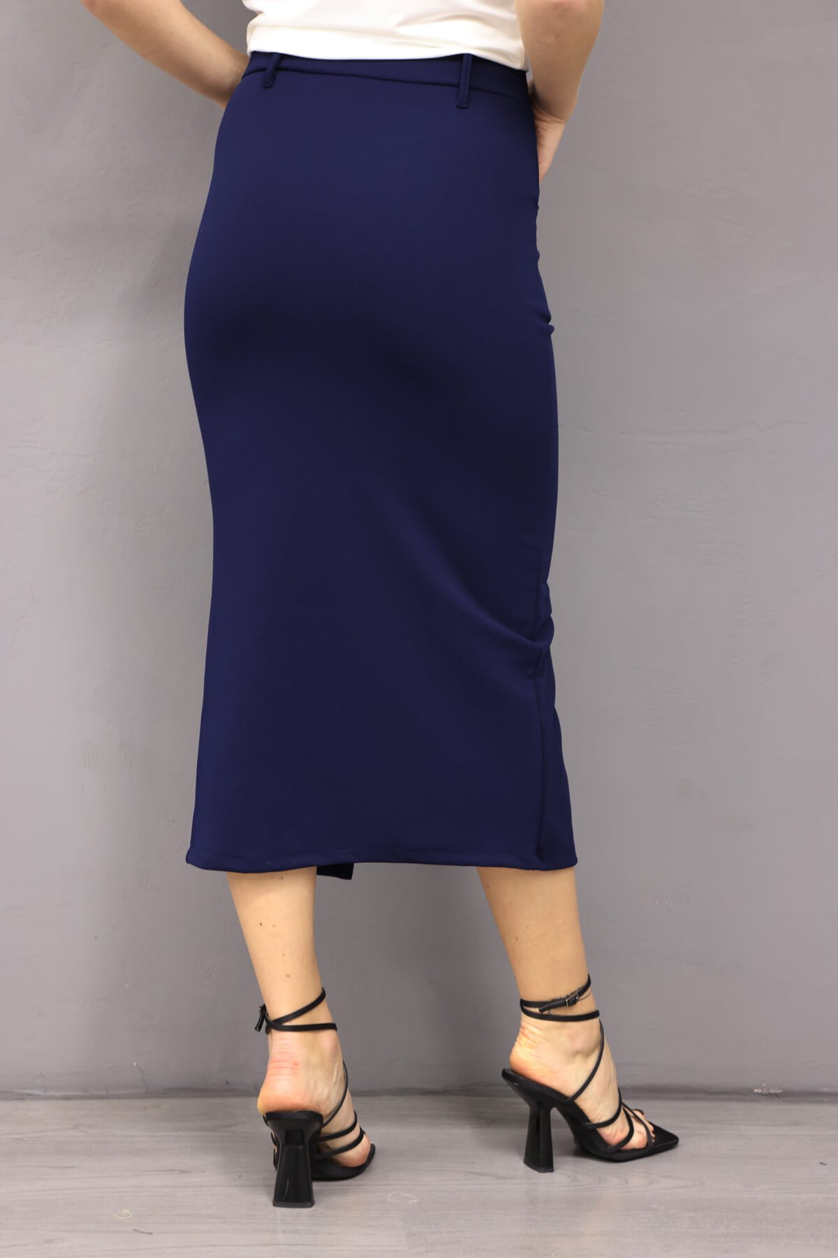 Front Slit Pocket Detailed Pencil Skirt Navy Coral