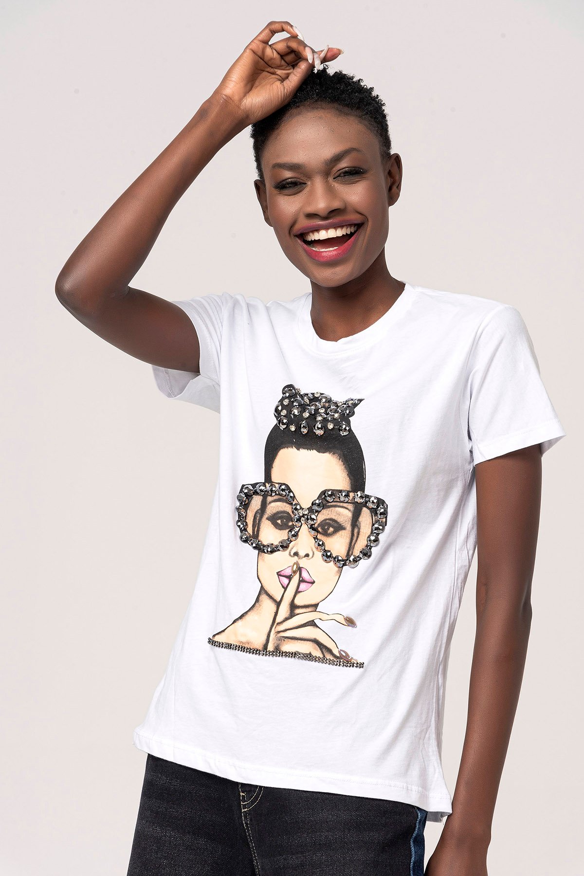 1008 Taş Gözlüklü Kadın Baskılı T-Shirt Beyaz Coral