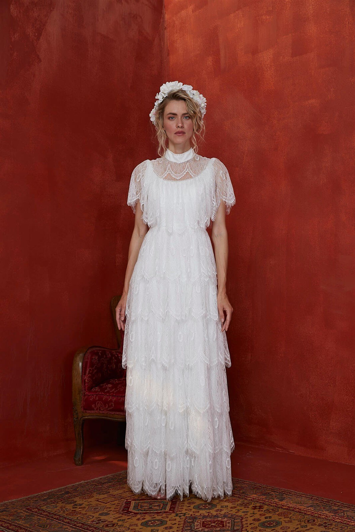 Dantel Katlı Romantik Elbise │ JAQAR 2020 White Koleksiyonu - Tesettür Giyim