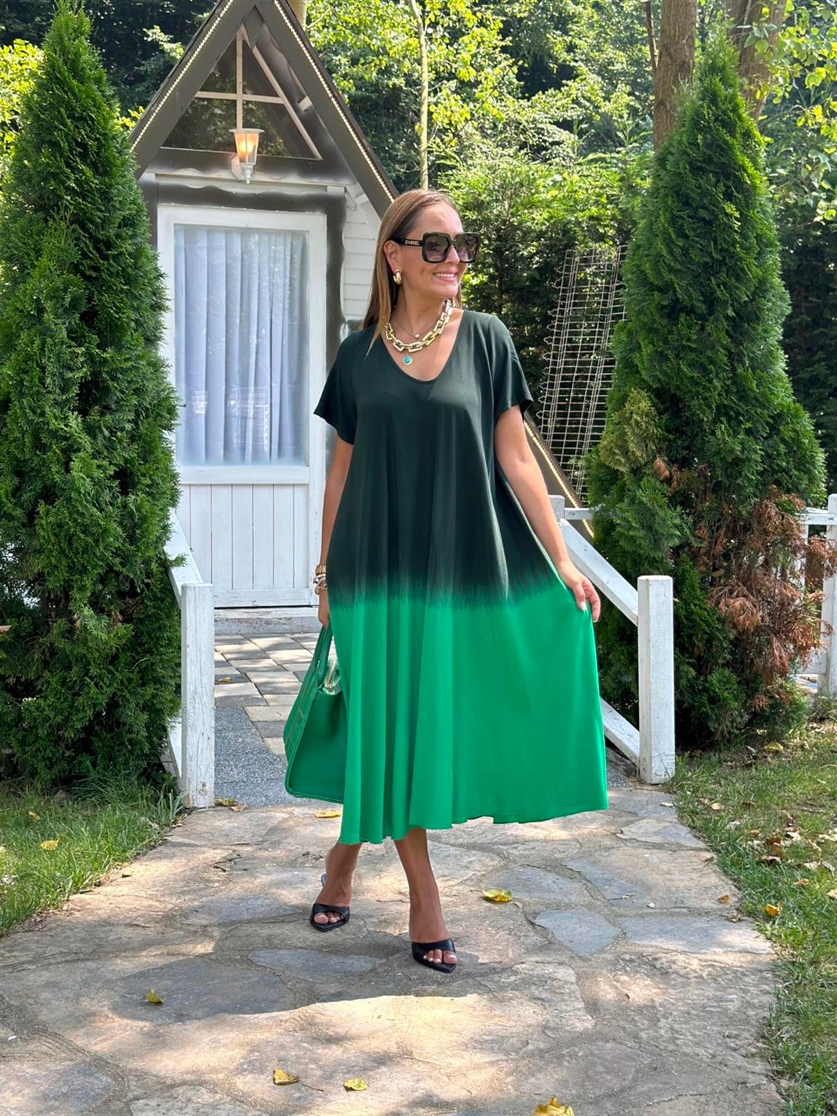 İthal Yeşil Detay Batik Elbise