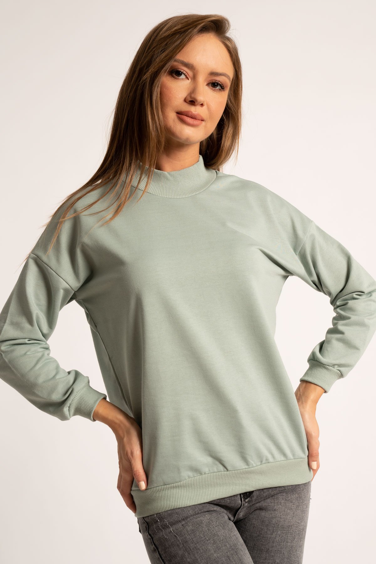 Dik Yaka Sweatshirt Çağla | Hadise Kadın Giyim