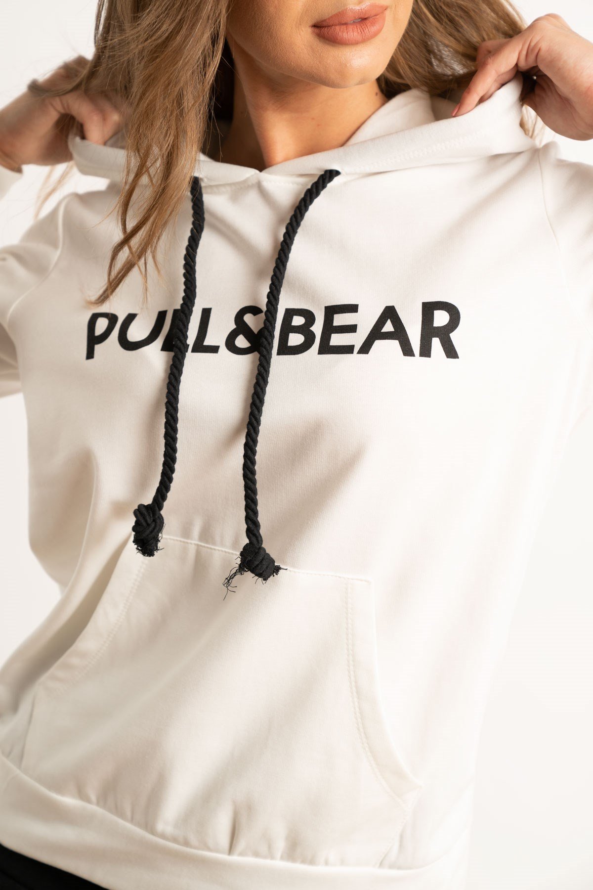 Pull And Bear Baskılı Kapşonlu Sweatshirt Ekru