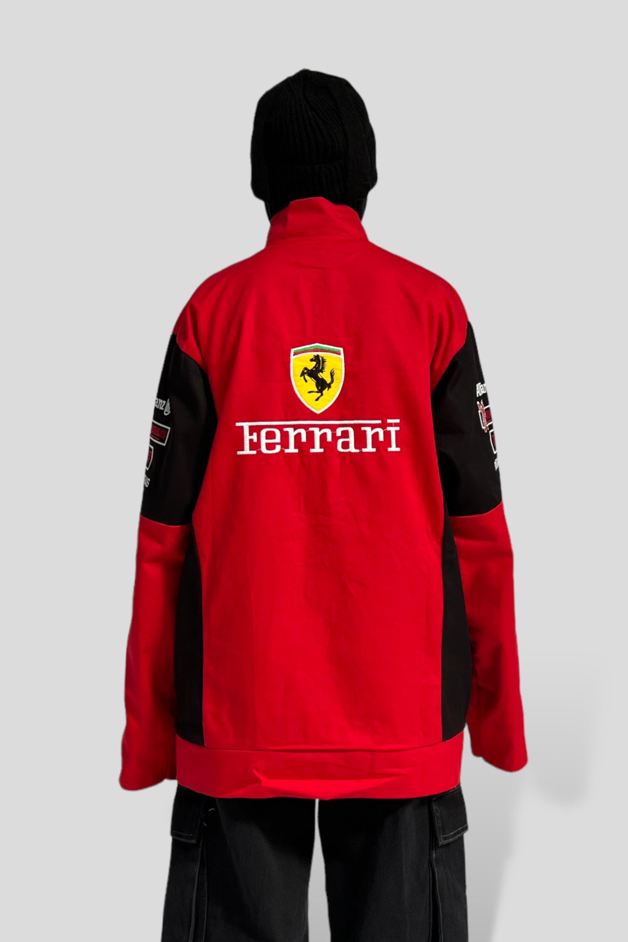Kırmızı Ferrari Gabardin Yarışçı Ceket Ürününü Hemen İncele