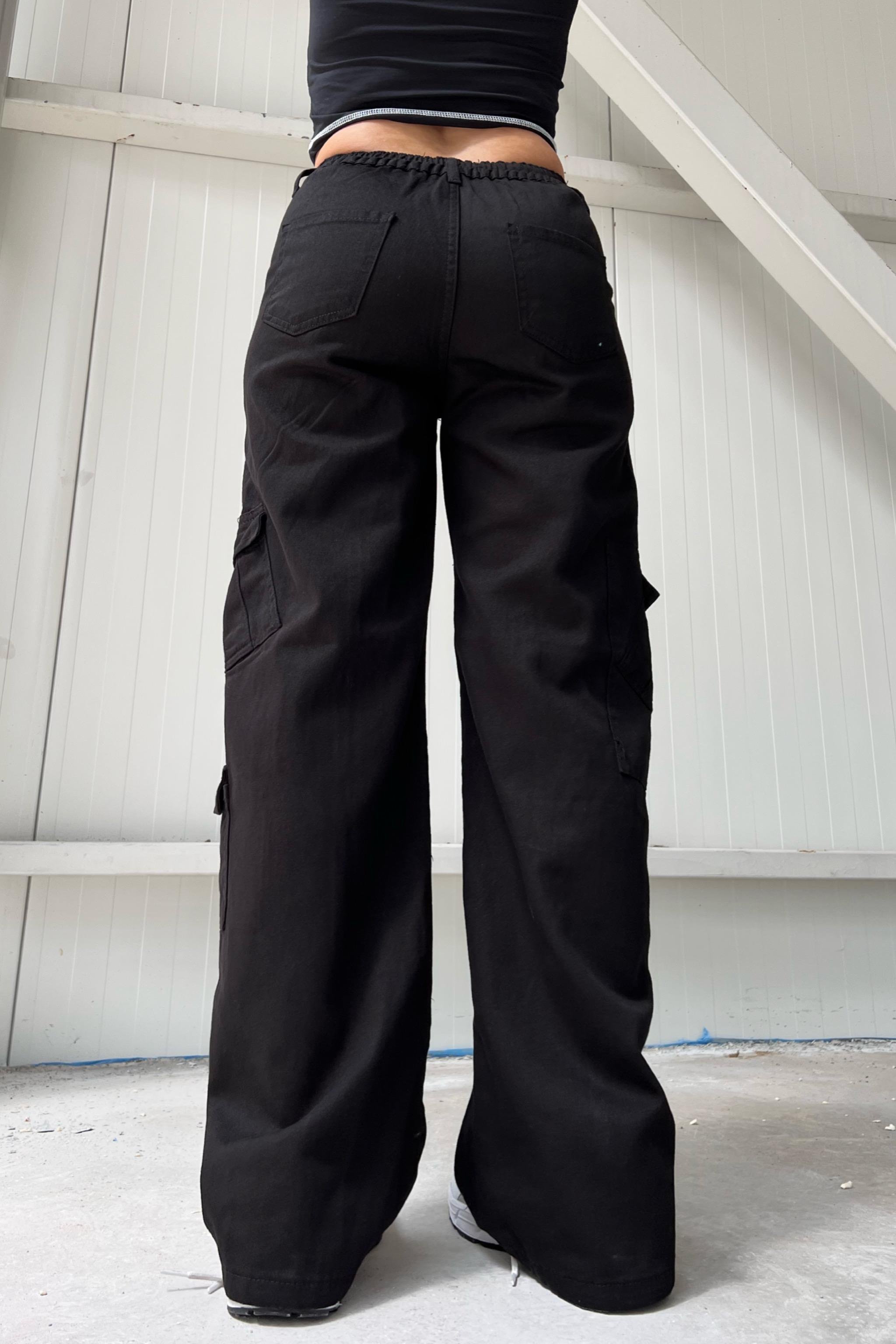 Y2k Dikiş Wide Leg Siyah Kargo Pantolon Ürününü Hemen İncele