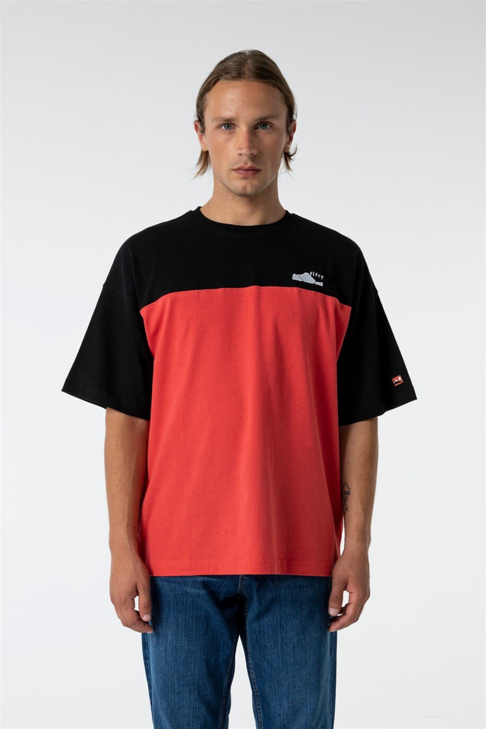 Men's Black-Red Contrast Color T-shirt