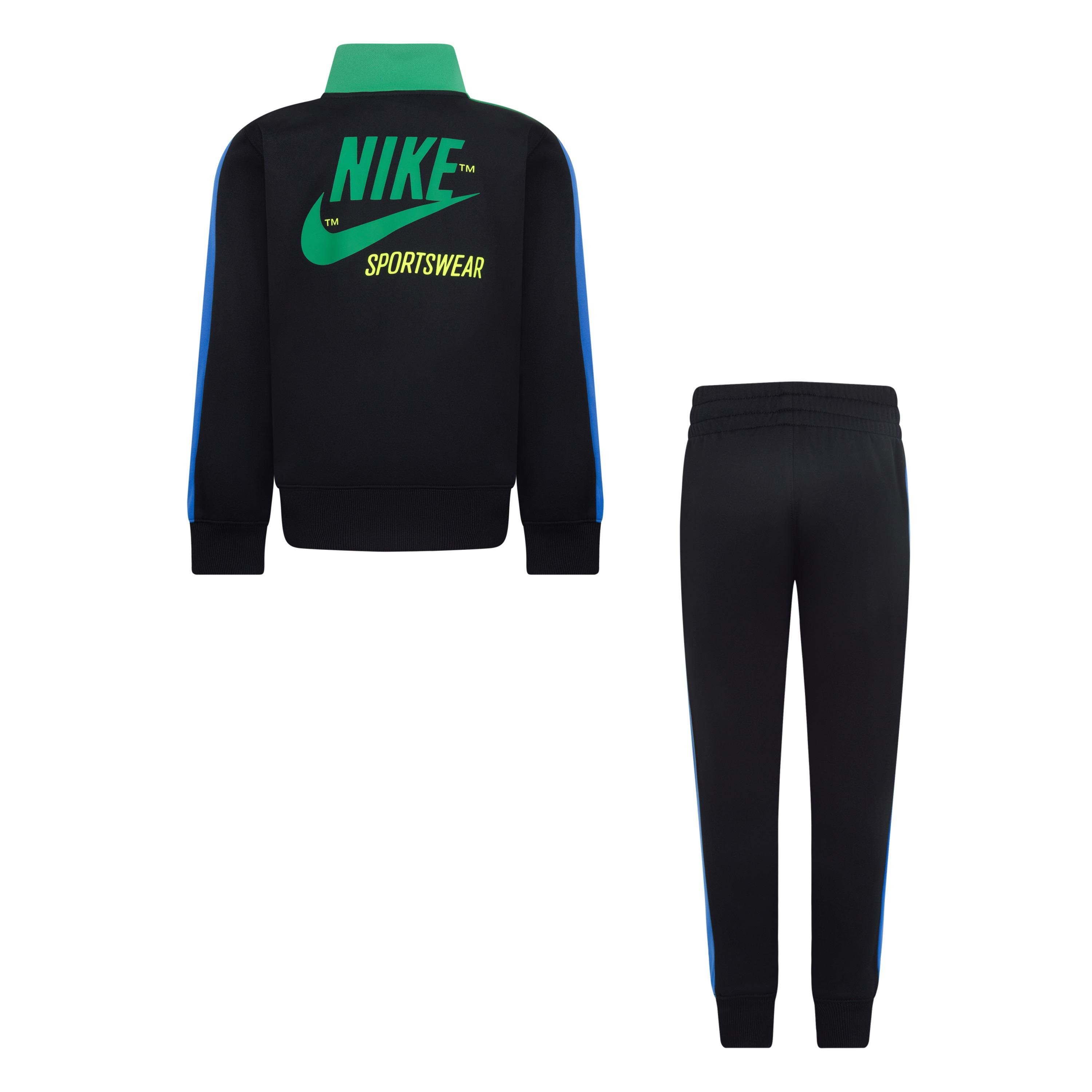 Nike Nkb B Nsw Tr cot Set Cocuk E ofman Tak m 86L695 Gozde Spor