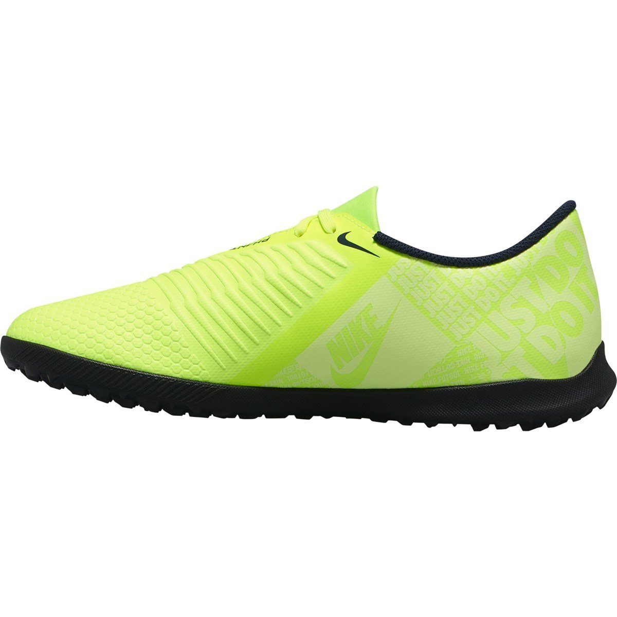 Nike phantom venom halisaha hotsell