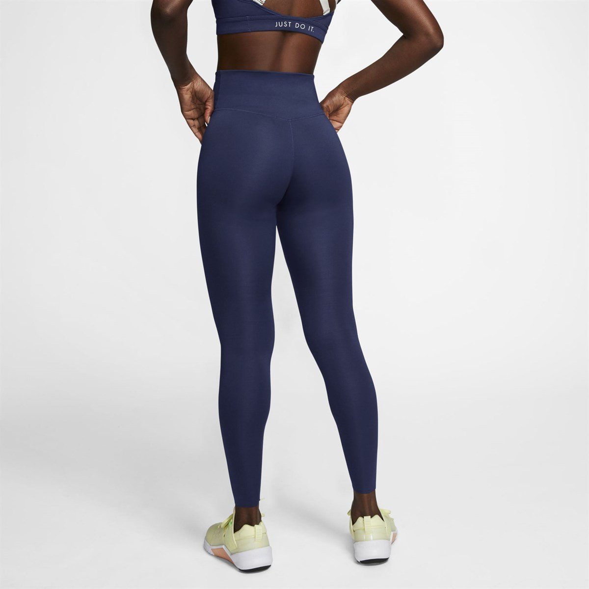 Nike Sportswear Club Günlük Stil Kadın Tayt DM4651 Fiyatları, Özellikleri  ve Yorumları