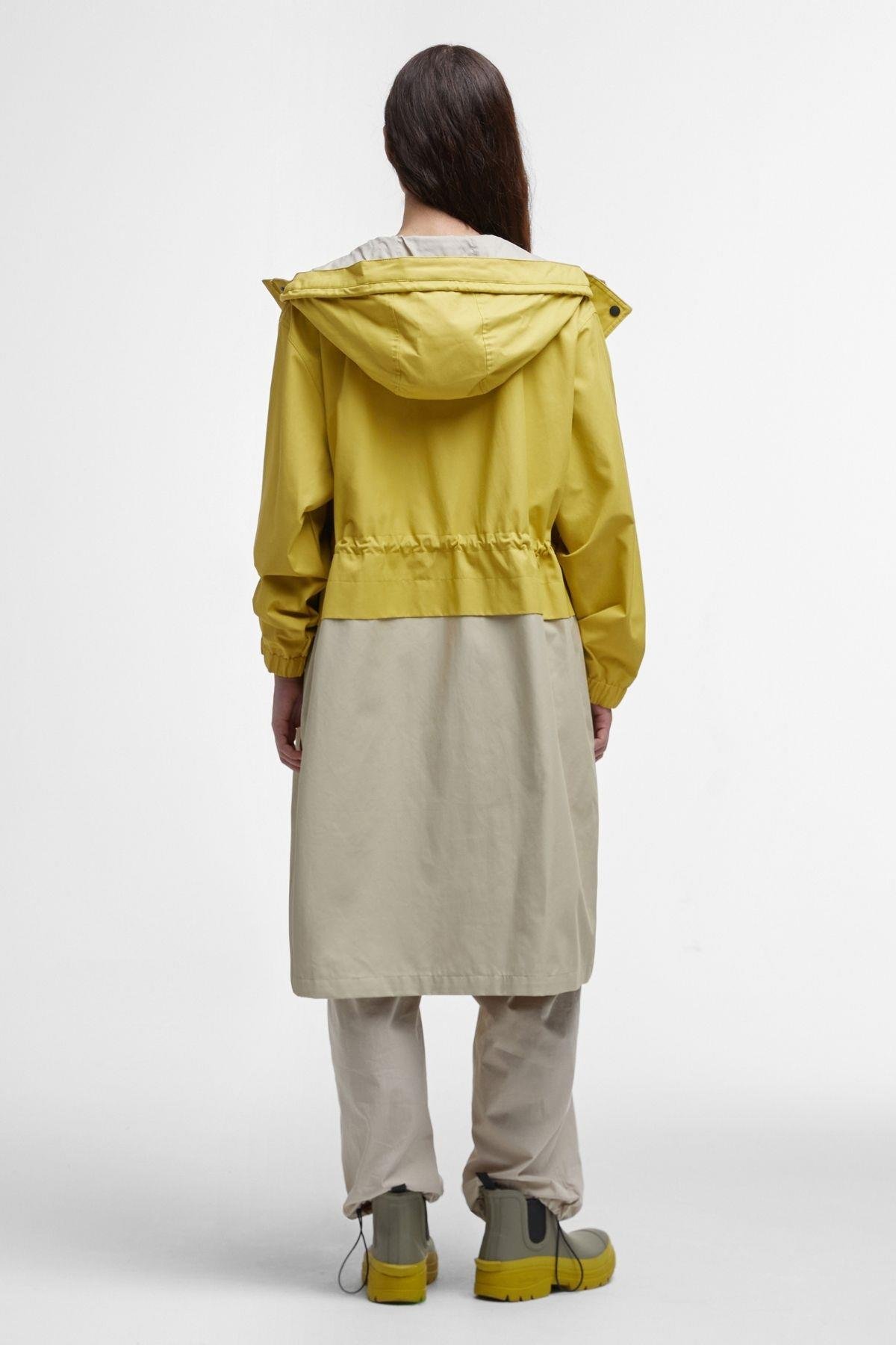 Barbour Evie Showerproof Parka GN32 Limeade