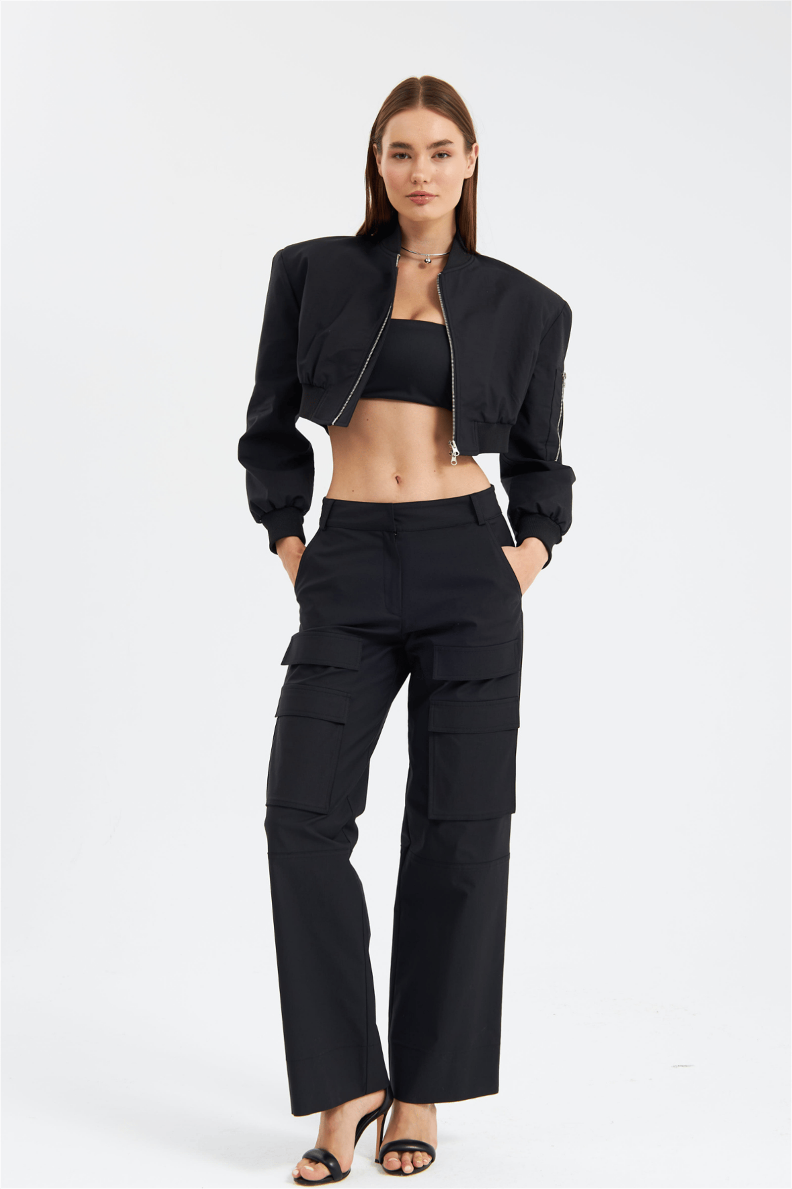 Cool Mode Serisi Vatkal Crop Bomber Siyah