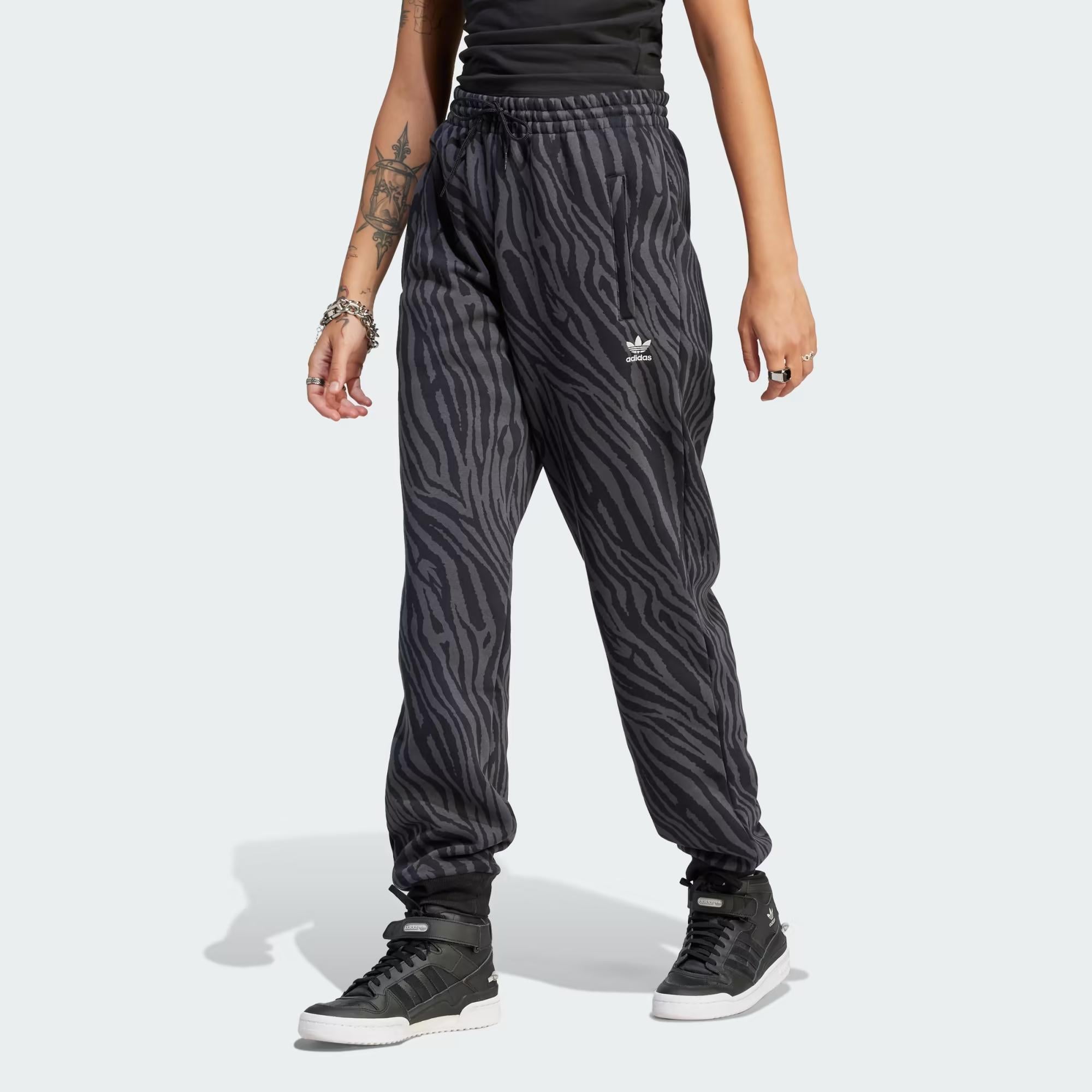 adidas Allover Zebra Animal Print Essentials Kadın Eşofman Altı II0908