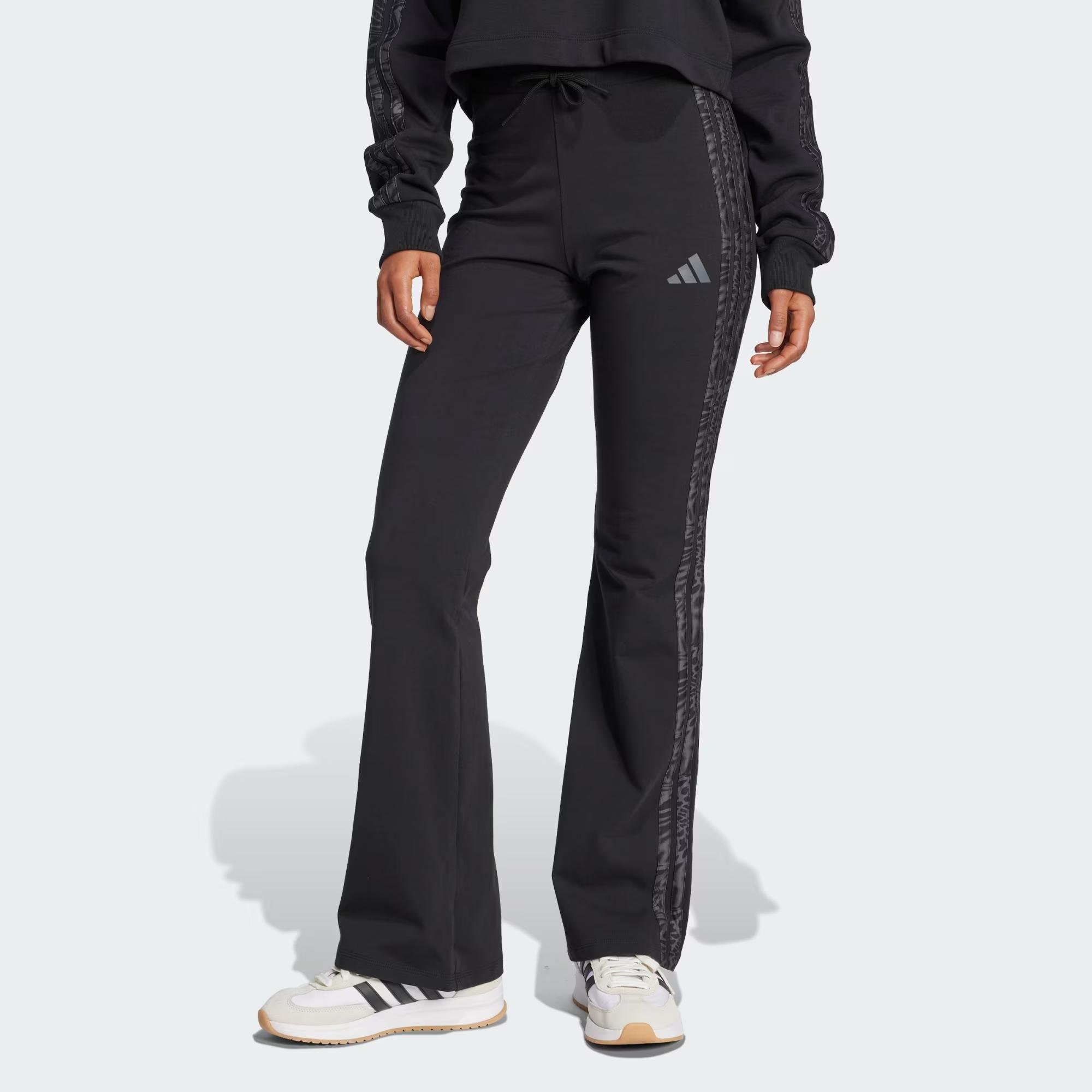 adidas Essentials 3 Stripes Kadın Tayt