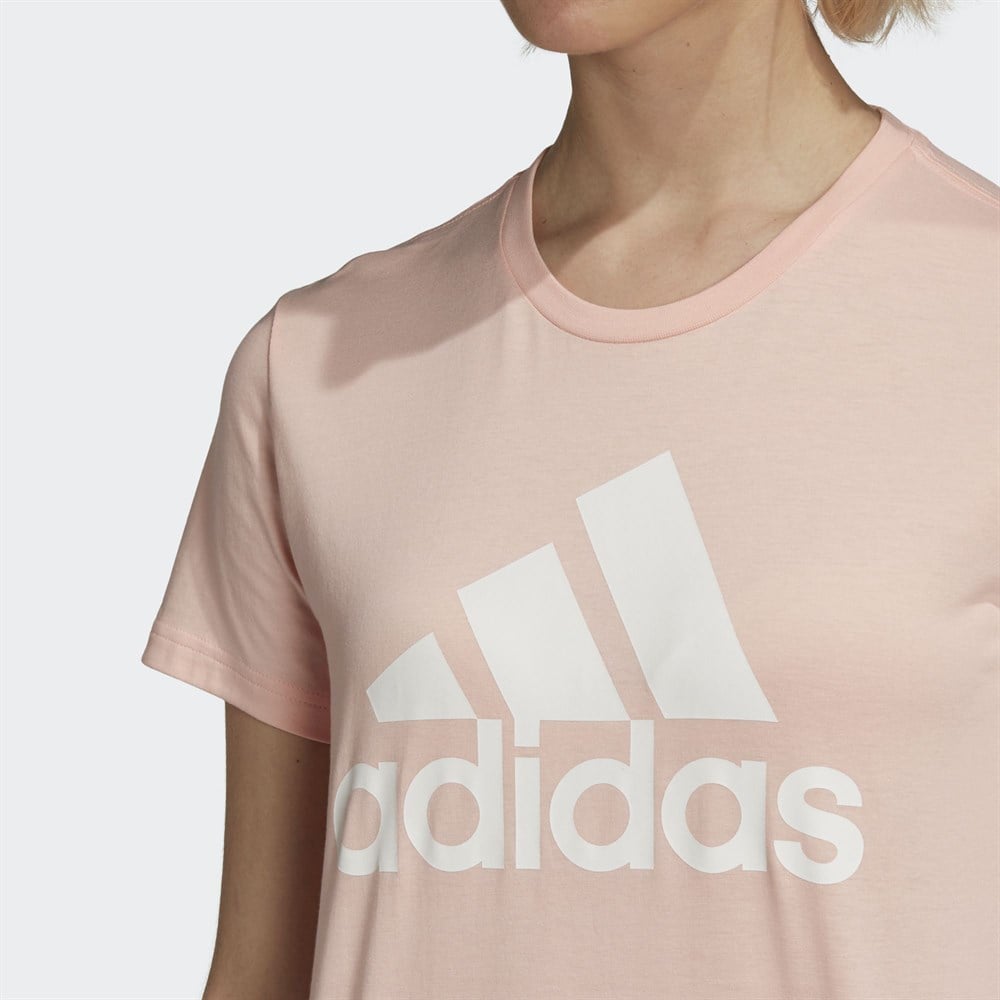 adidas Must Haves Badge of Sport Kadın Tişört - GC6948