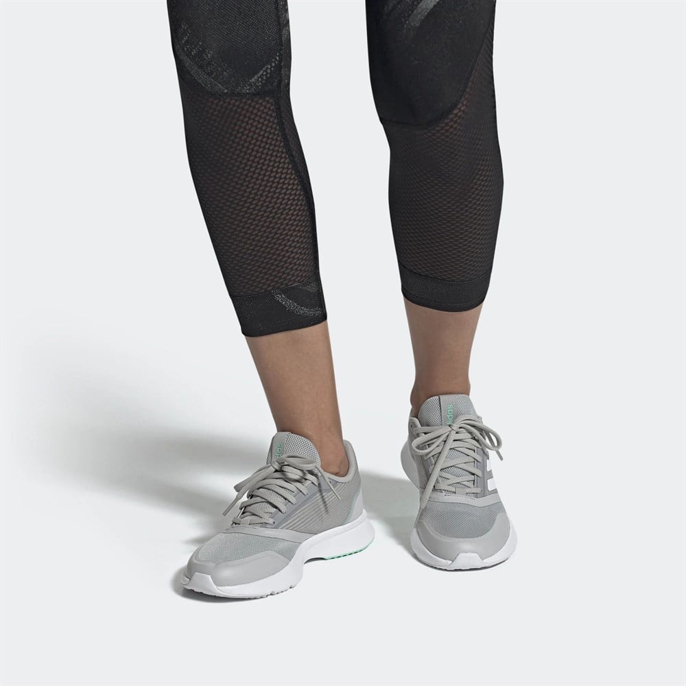 adidas Nova Flow Kadın Günlük Spor Ayakkabı - EH2586