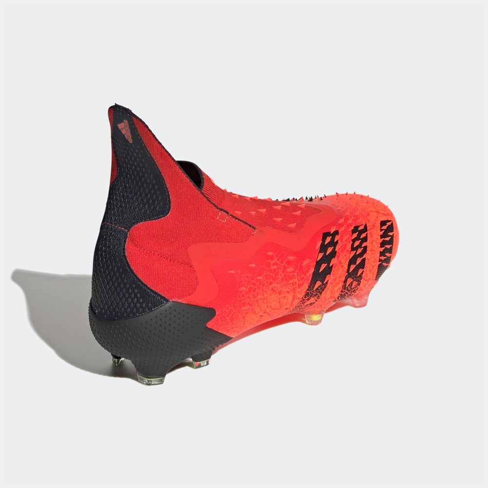 adidas Predator Freak+ FG Erkek Krampon FY6238