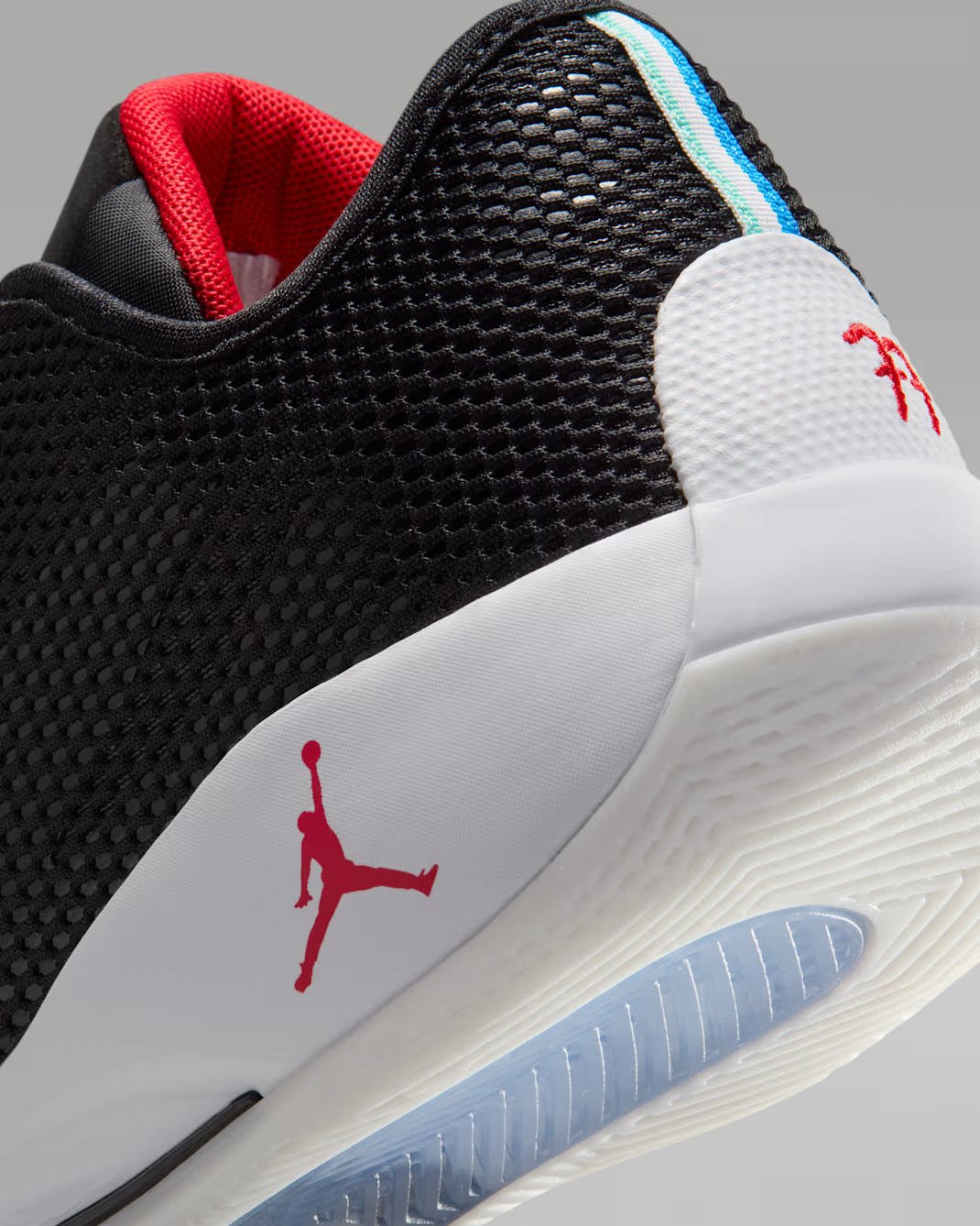 Nike Jordan Jumpman Luka 77 Erkek Basketbol Ayakkabısı IF1610-001