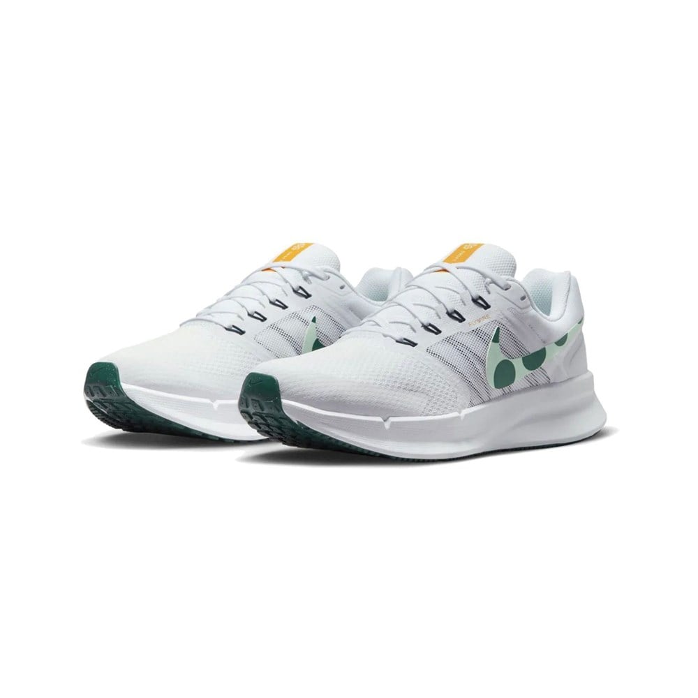 Nike Run Swift 3 Erkek Ko u Ayakkab s DR2695 100