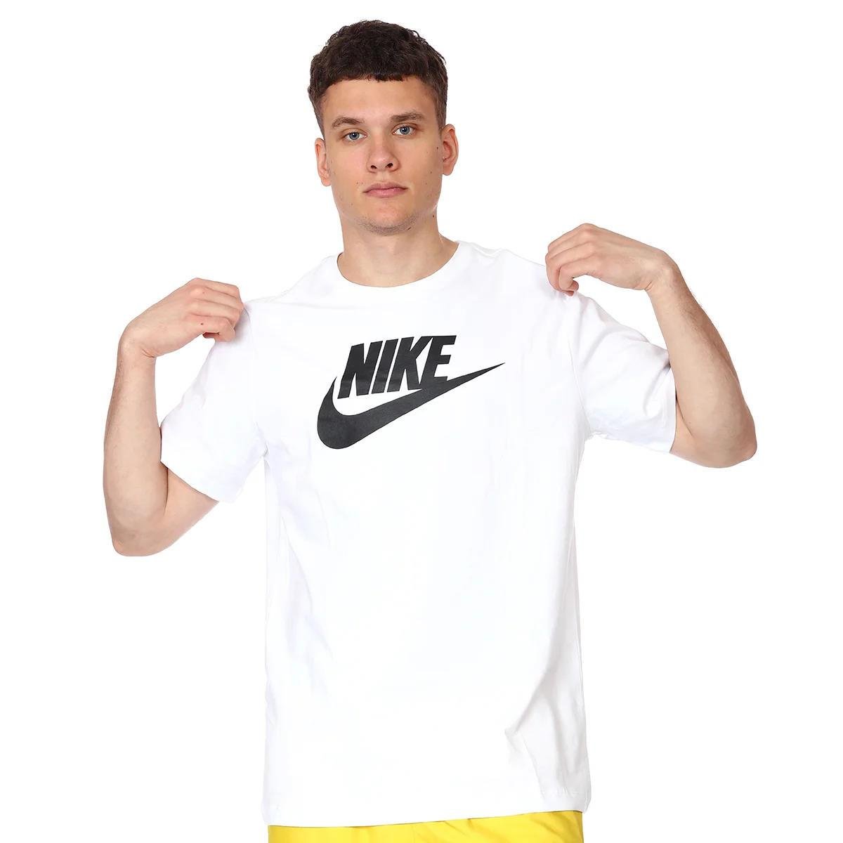 Nike Sportswear Erkek Tişört