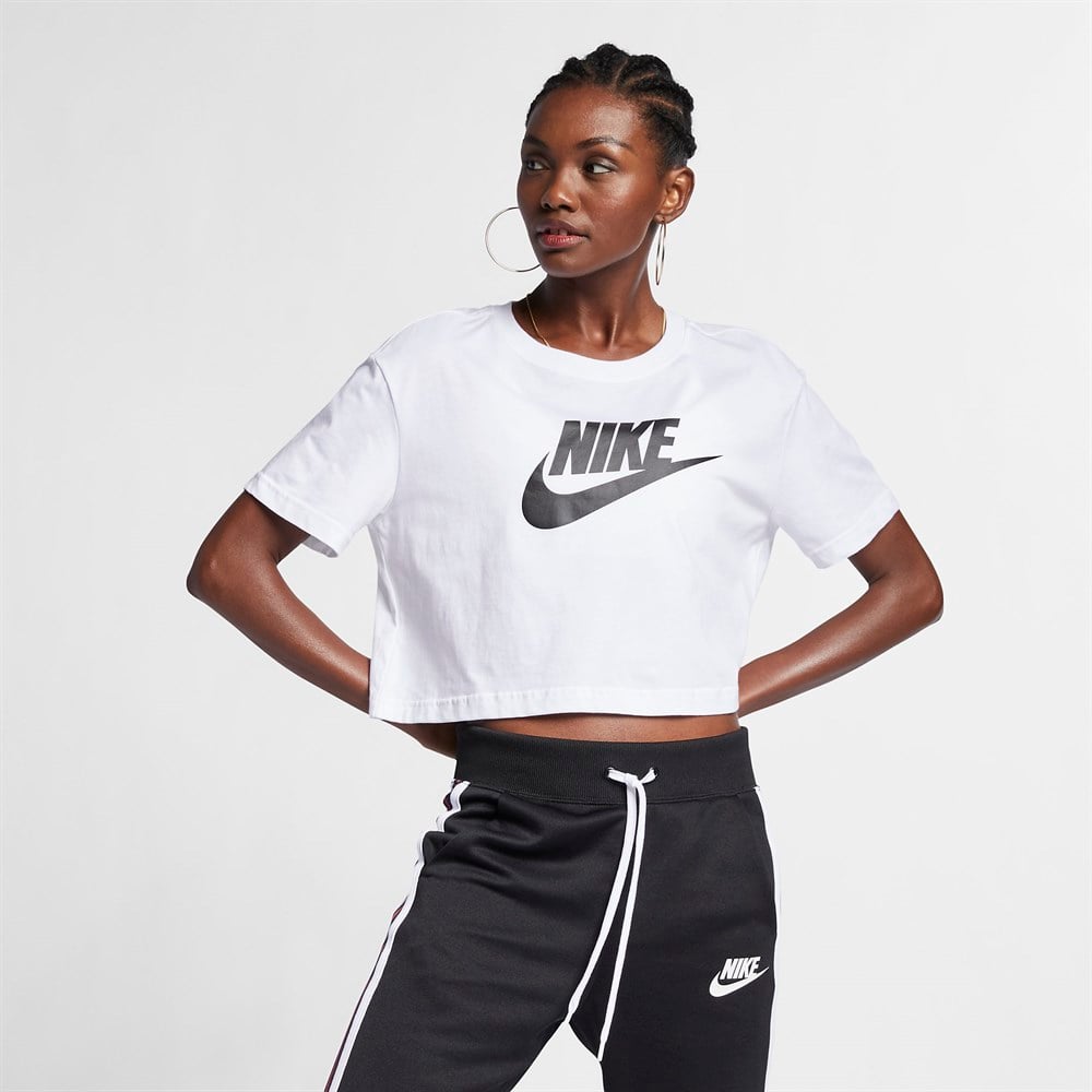 Nike Sportswear Essential Women's Cropped Kadın Tişört - BV6175-100