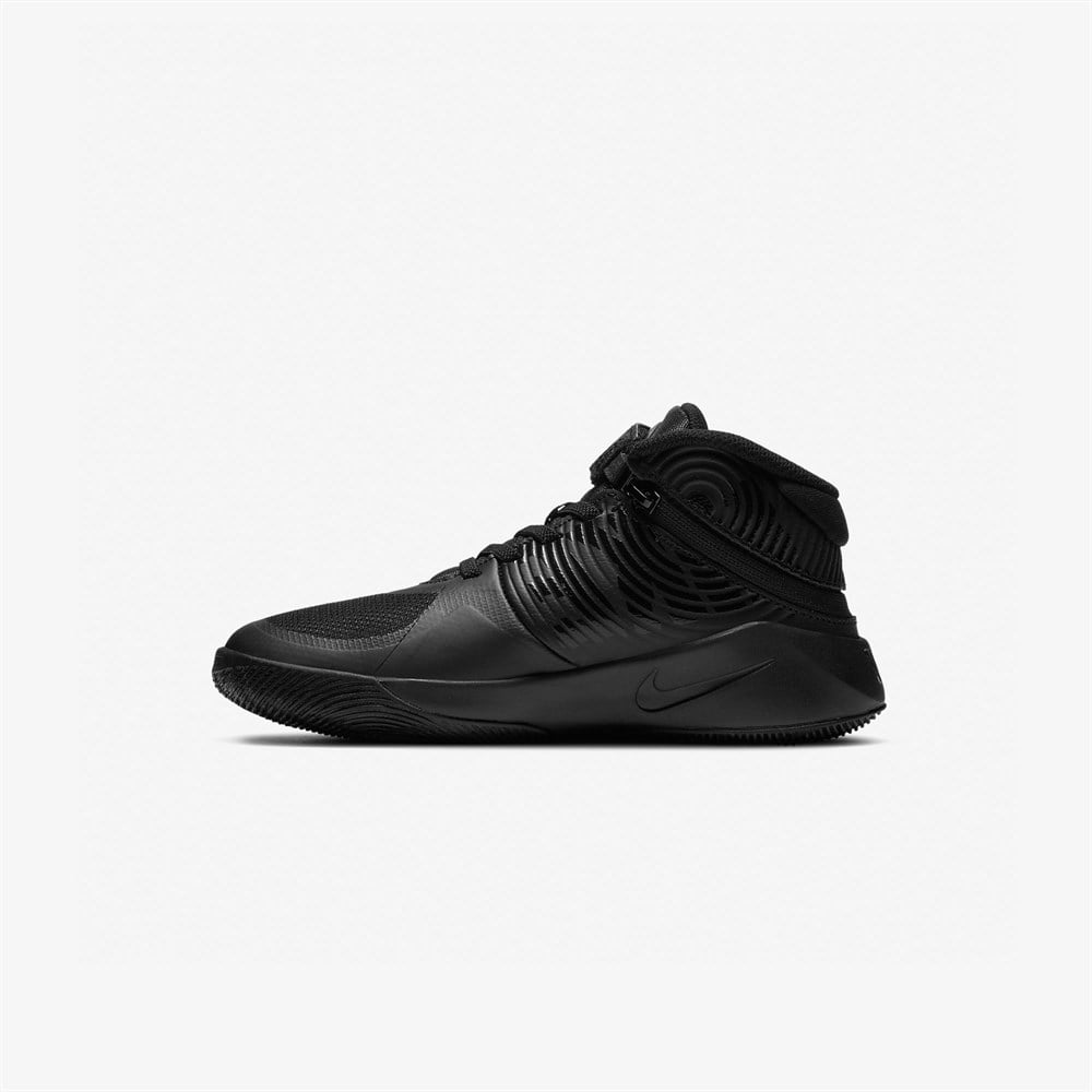 Nike team hustle flyease deals