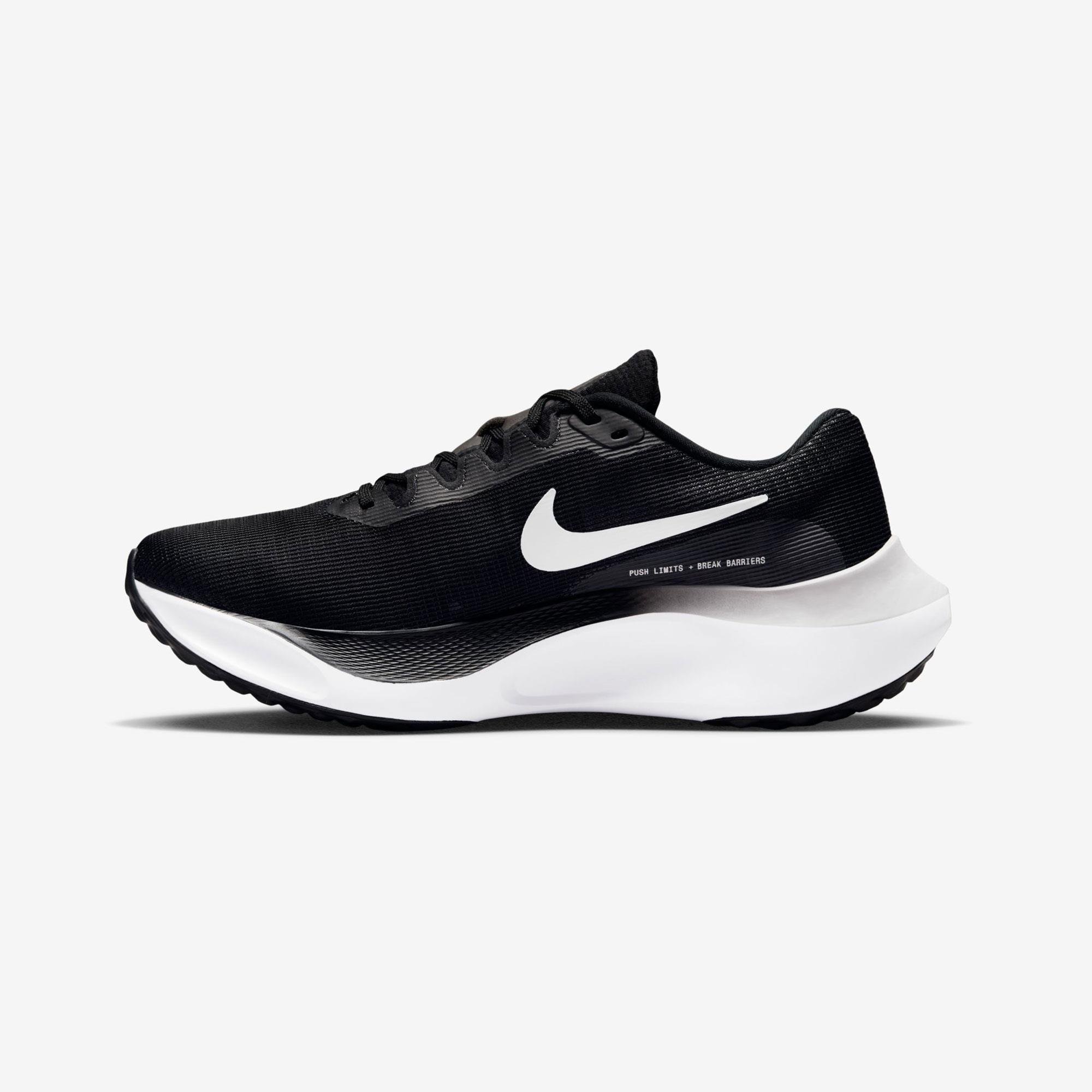 Nike Zoom Fly 5 Erkek Koşu Ayakkabısı DM8968-001