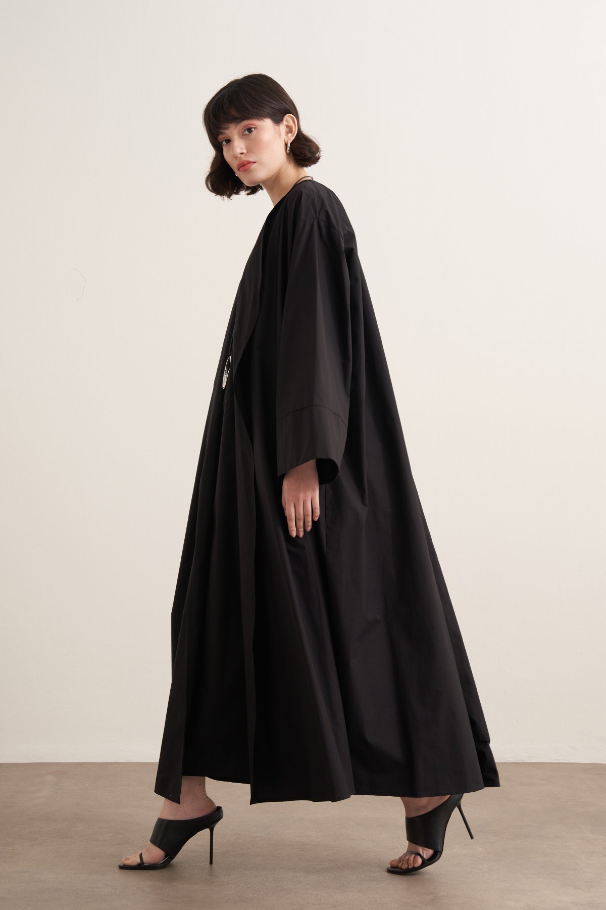 inessa-kimono-siyah--36df8.jpg
