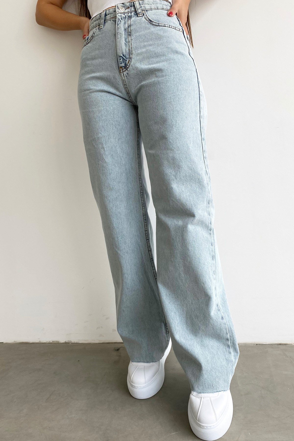 Lazer Kesim Buz Mavi Straight Jean Pantolon