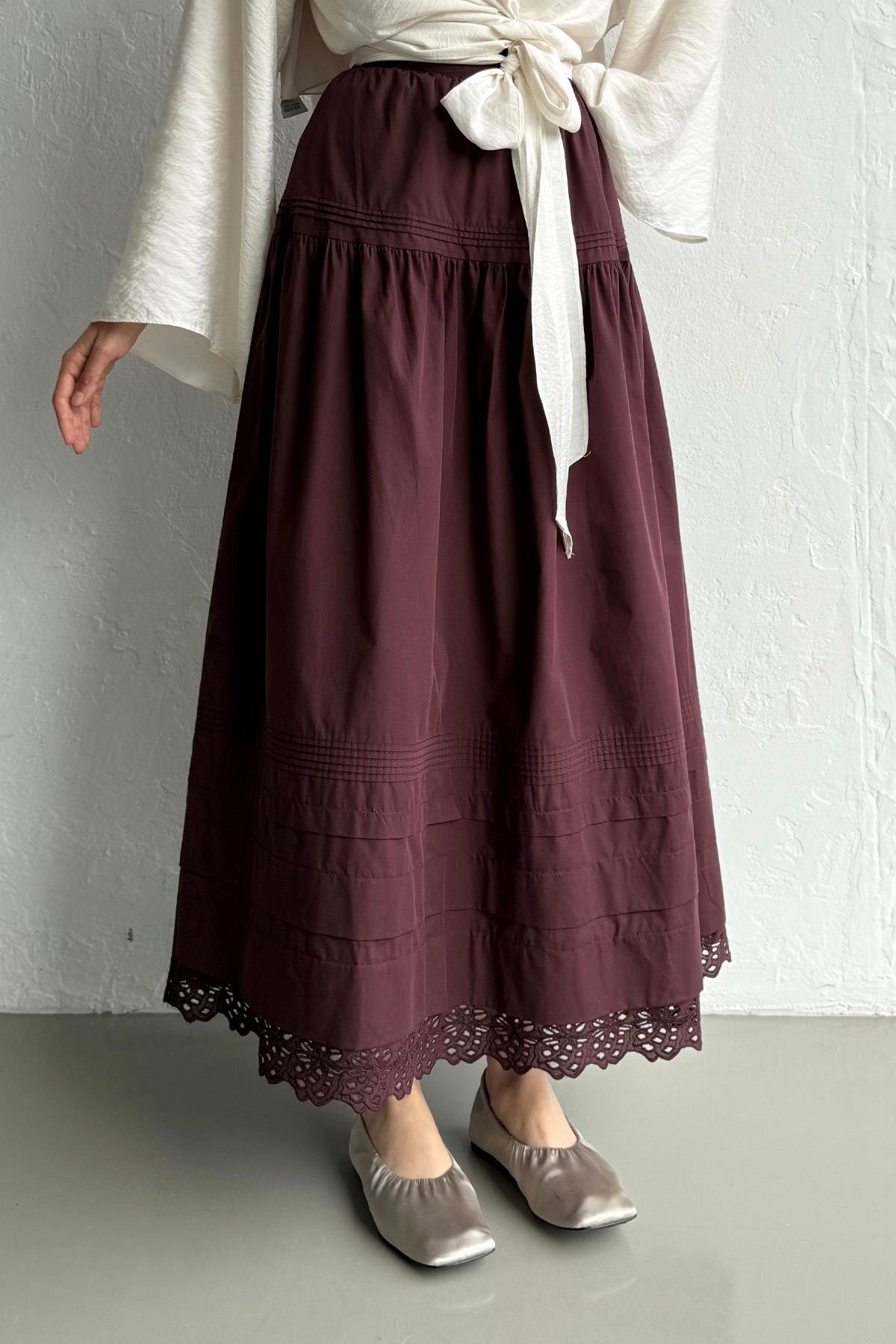 Seks modellari aktrisalar Yovvoyi hayvonlar bilan porno