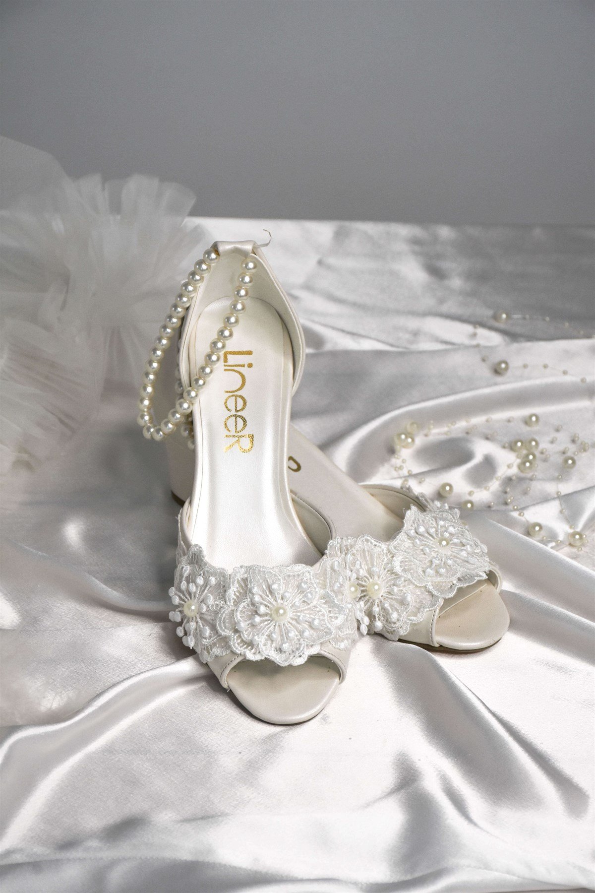 Kadın Sedef Beyaz Renk Dantelli Rahat 5 Cm Kalın Topuklu Abiye Gelin  Ayakkabısı