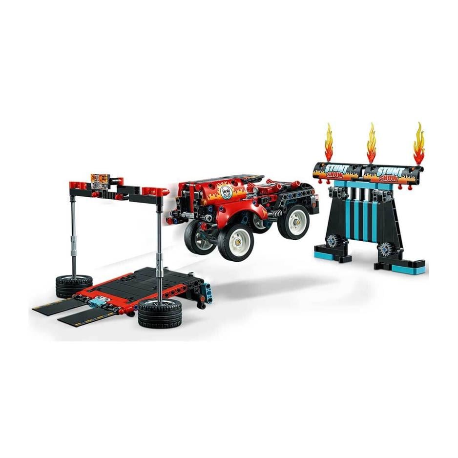 LEGO Technic Gösteri Kamyoneti ve Motosikleti 42106 504,38 TL - OTOYS