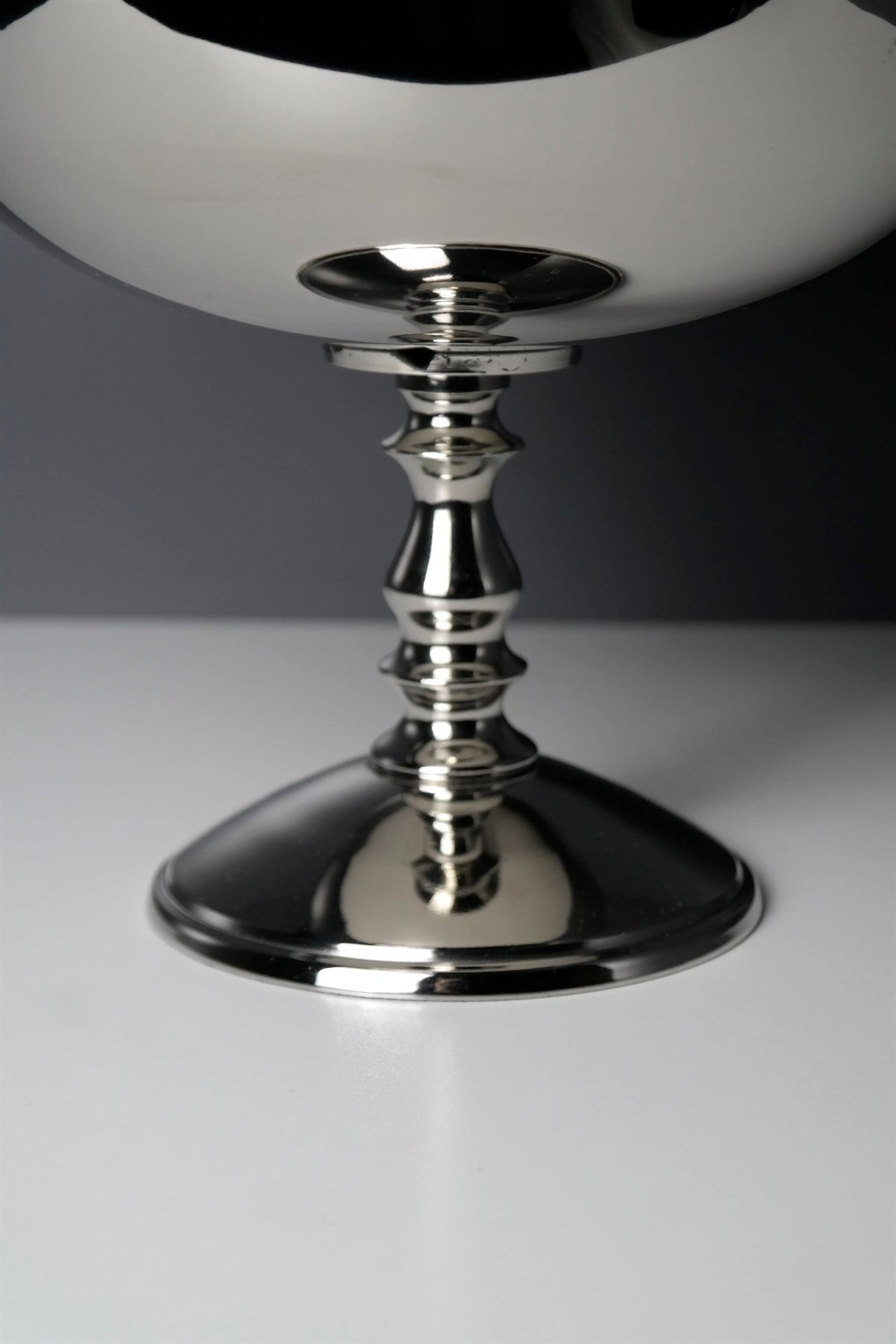 Gümüş Dekoratif Kase Top Detaylı Metal Ayaklı 26 Cm Fiyatları | Joy Home  Accessories