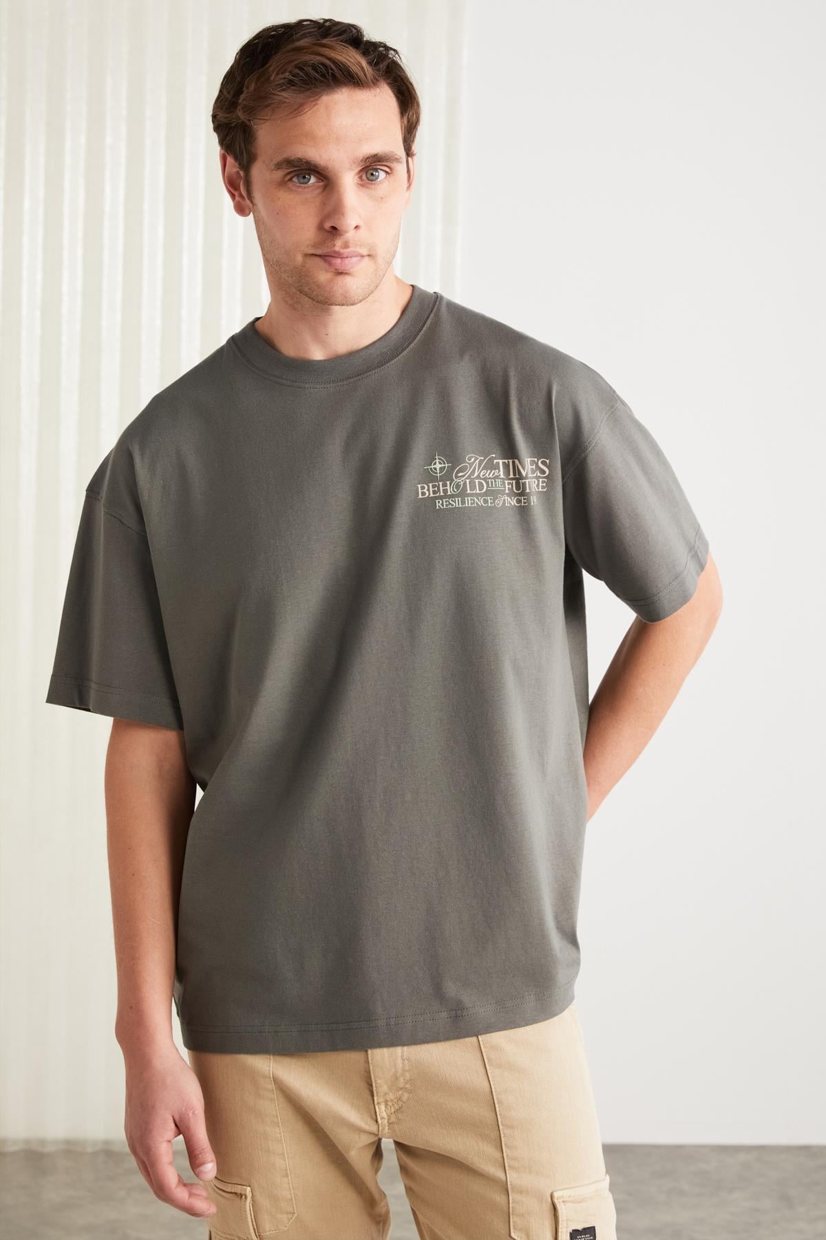 COLIBRI Basic Oversize Gri Tekli T-Shirt | Grimelange