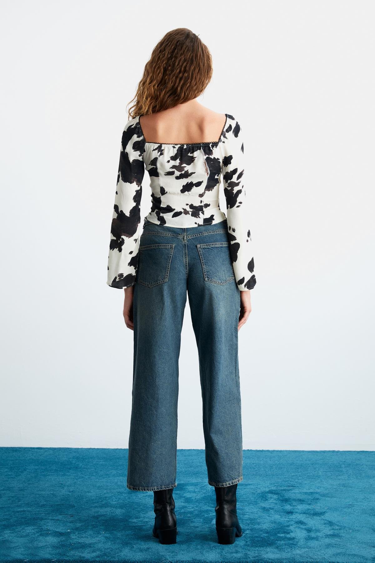 NIKA Kadın Loose Fit Denim Orta Mavi Jeans | Grimelange