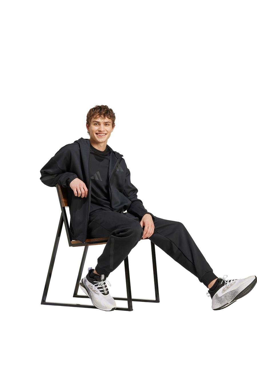 adidas Erkek Siyah Sweatshirt M Z.N.E. FZ JE7538