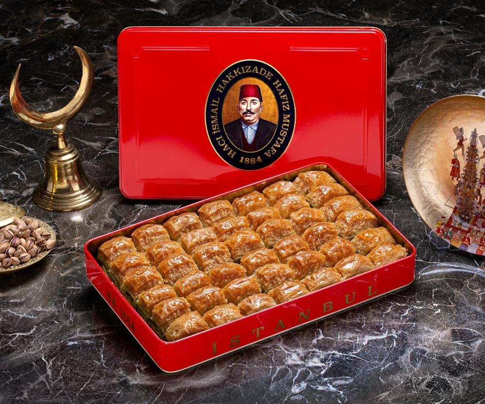 Pistachio Classic Baklava (XL Box) - Hafız Mustafa 1864
