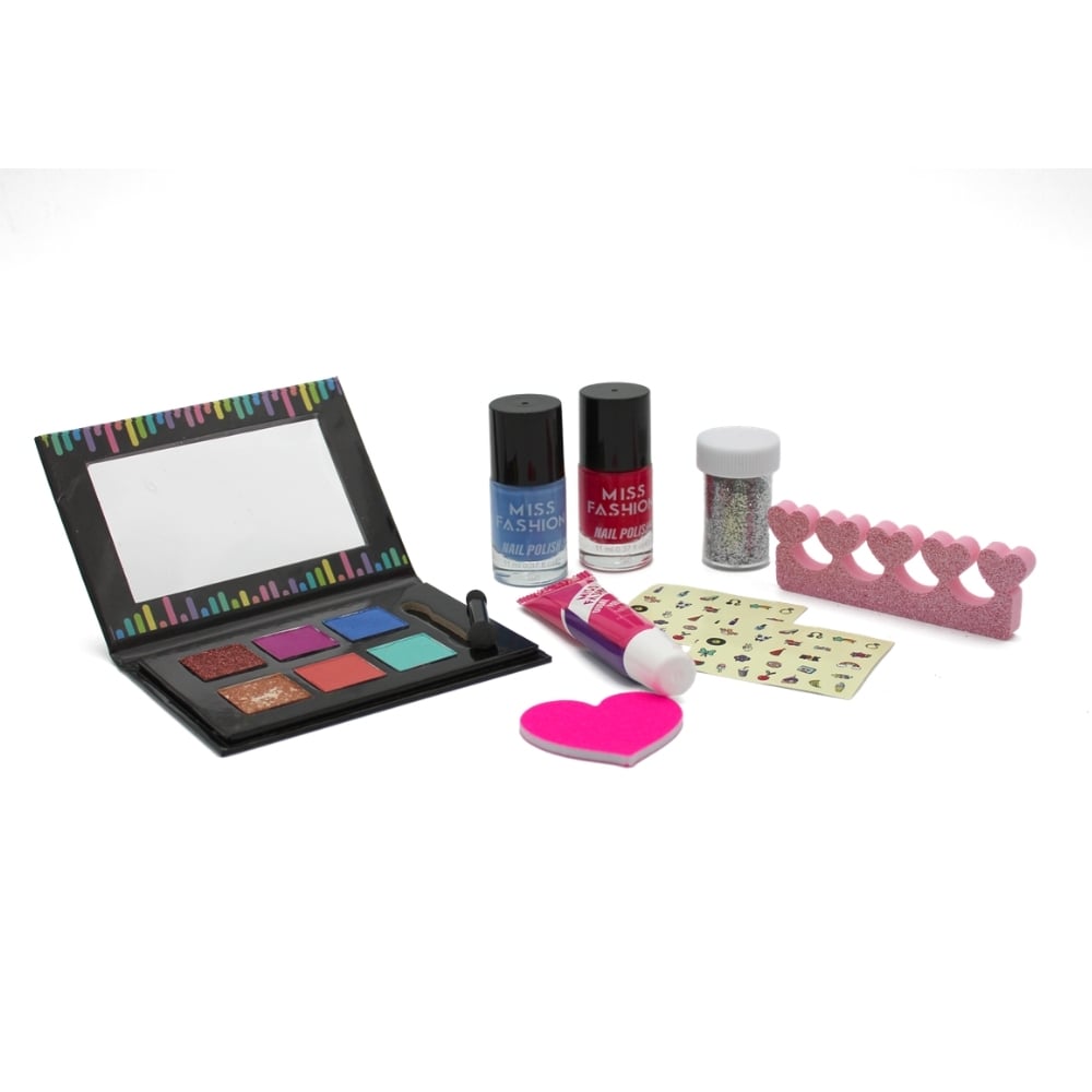 Samatlı Oyuncak Miss Fashion Beauty Makyaj Set 67301 2026 Modeli