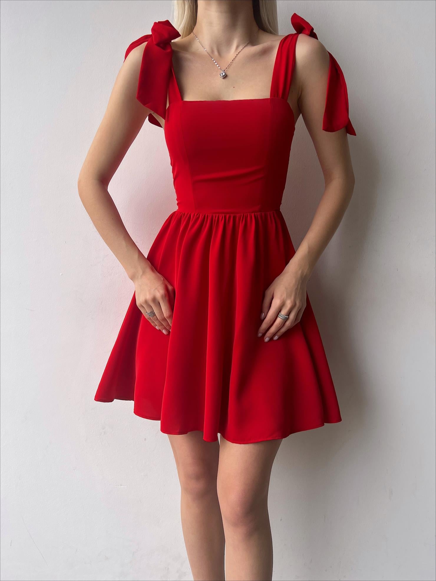 Kare Yaka Bağlamalı Kalın Askı Margo Kadın Kırmızı Mini Elbise