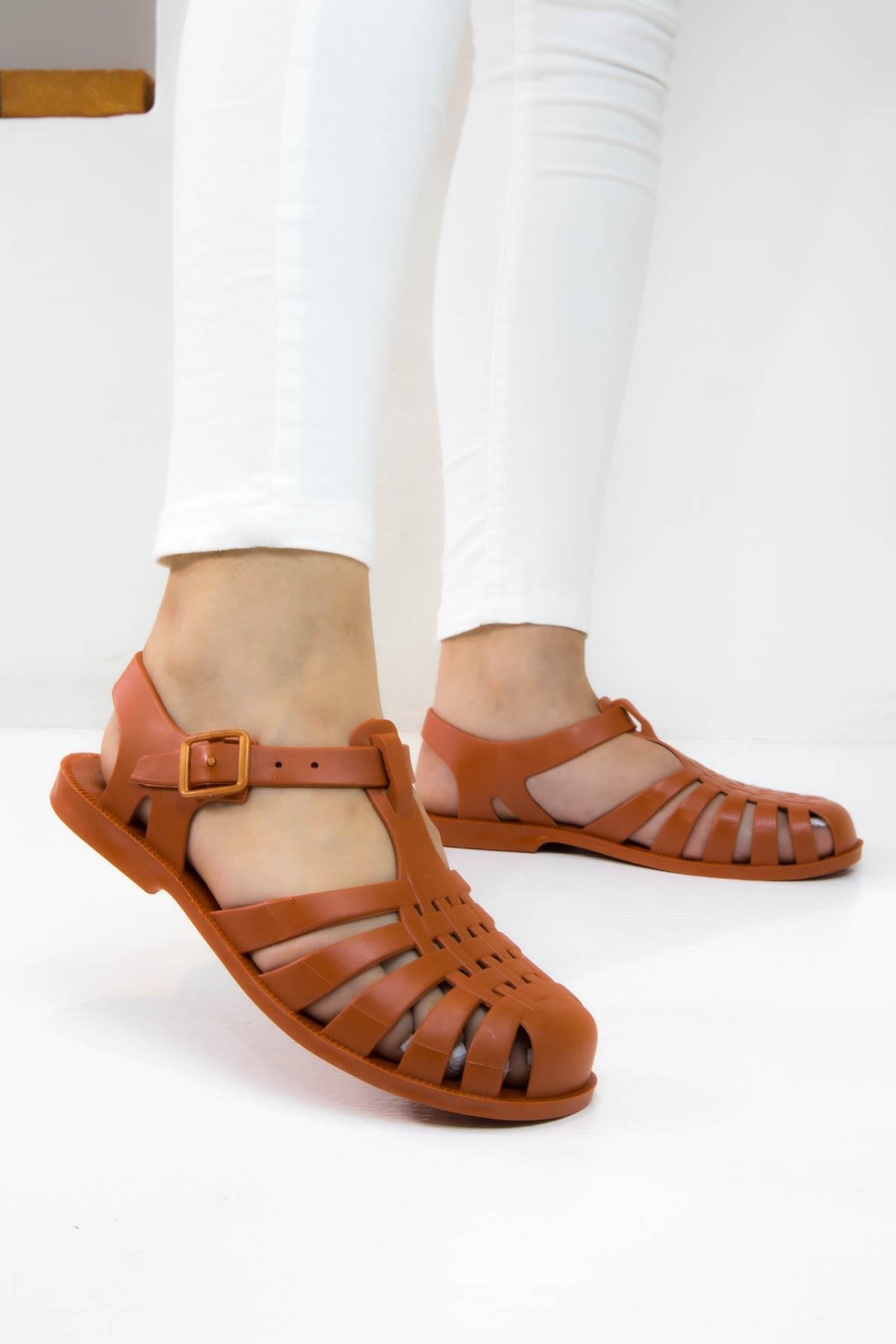 Sermoda Yumuşak Plastik Deniz Ayakkabısı Kadın Sandalet Kiremit
