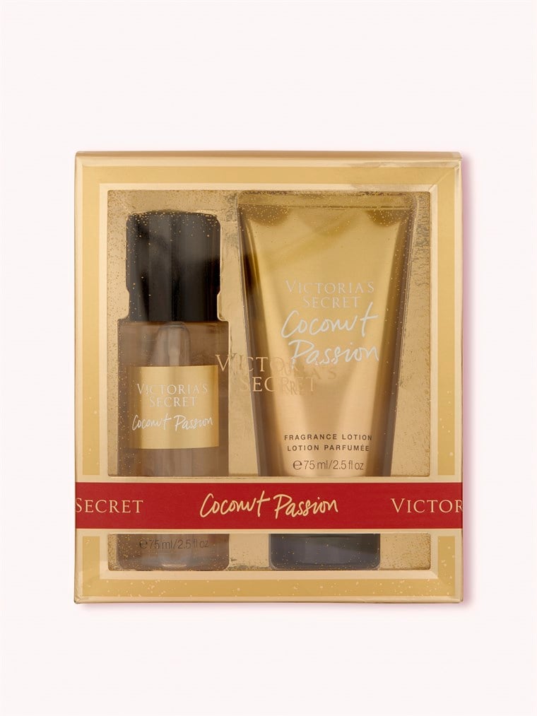 Coconut Passion Seyahat Boy Vücut Spreyi ve Losyon Seti Coconut Passion Seyahat Boy Vücut Spreyi ve Losyon Seti