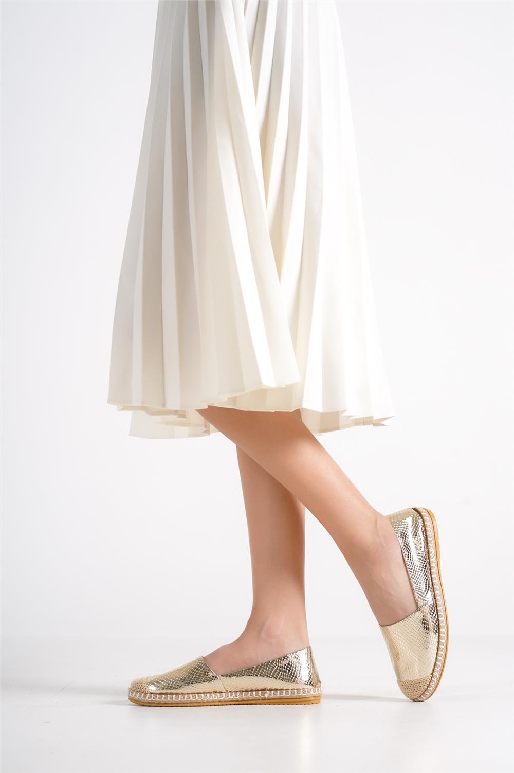 Capone Pasarella 001 Women Gold Espadrille