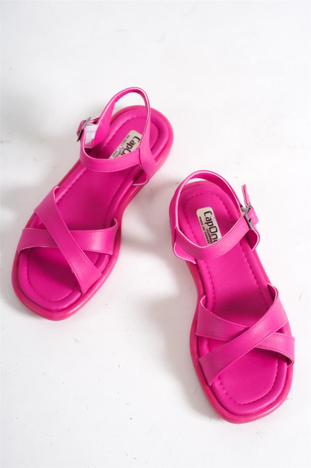 Fuchsia flat sandals 2025