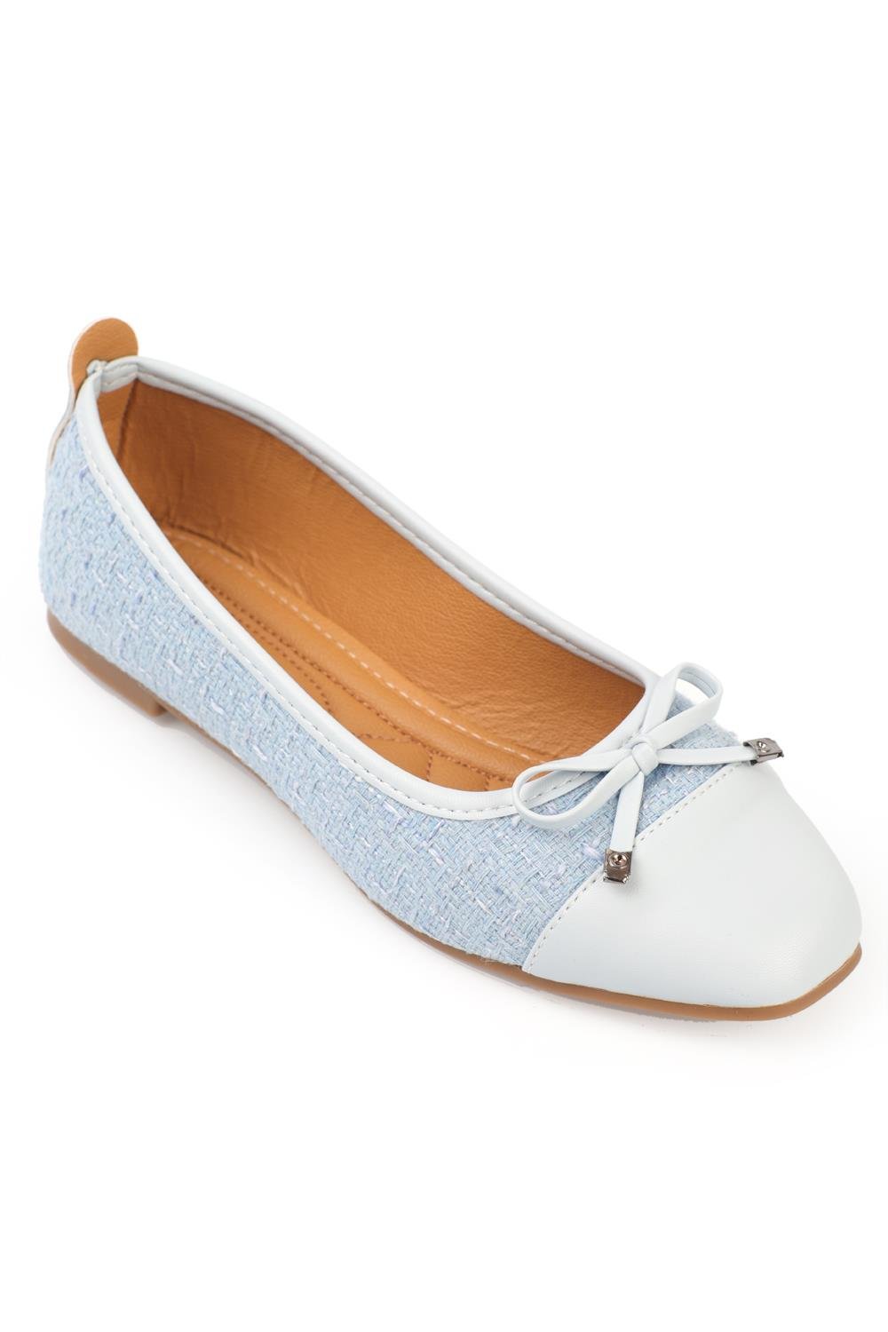 Blue and white flats sale