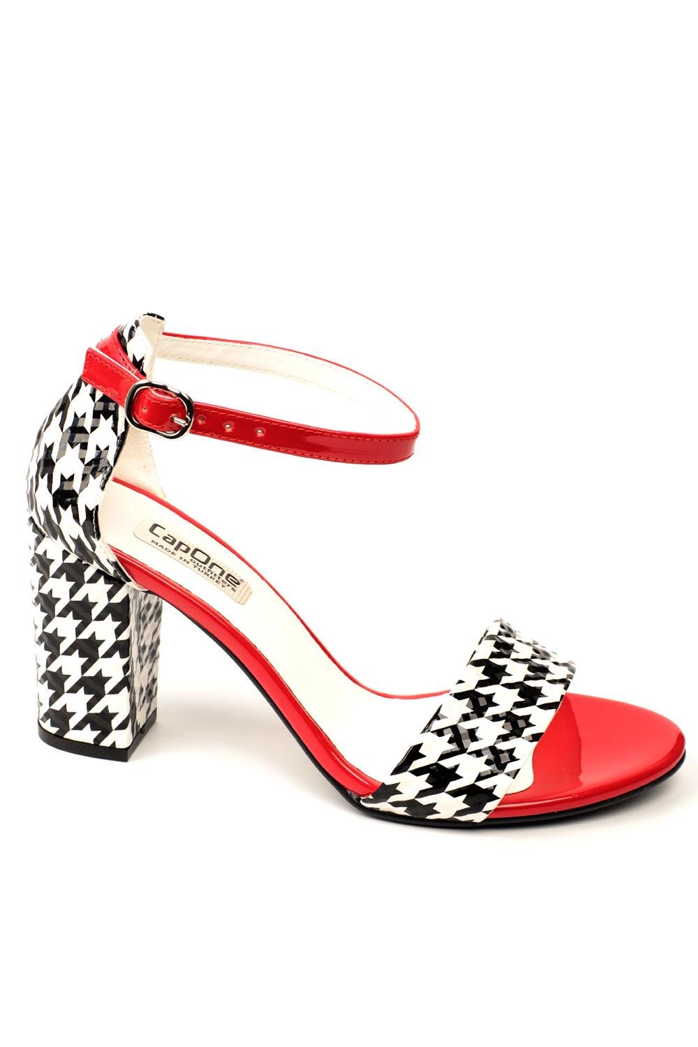 Patterned block clearance heels