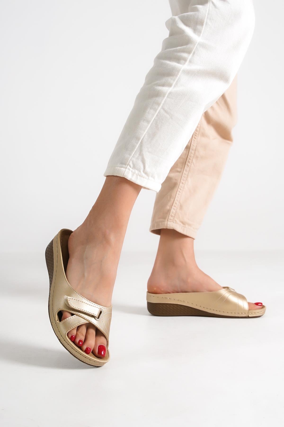 Capone Z0777 Women Gold Slide Comfort Anatomical Sandals 