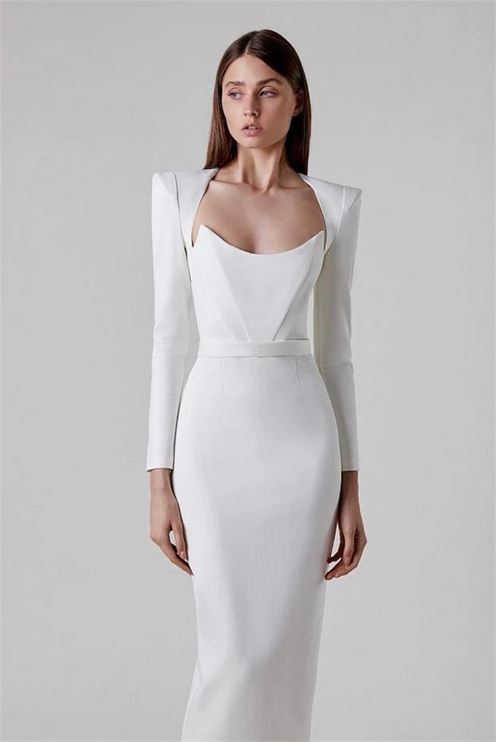 Uzun Kollu Beyaz Bandaj Midi Elbise