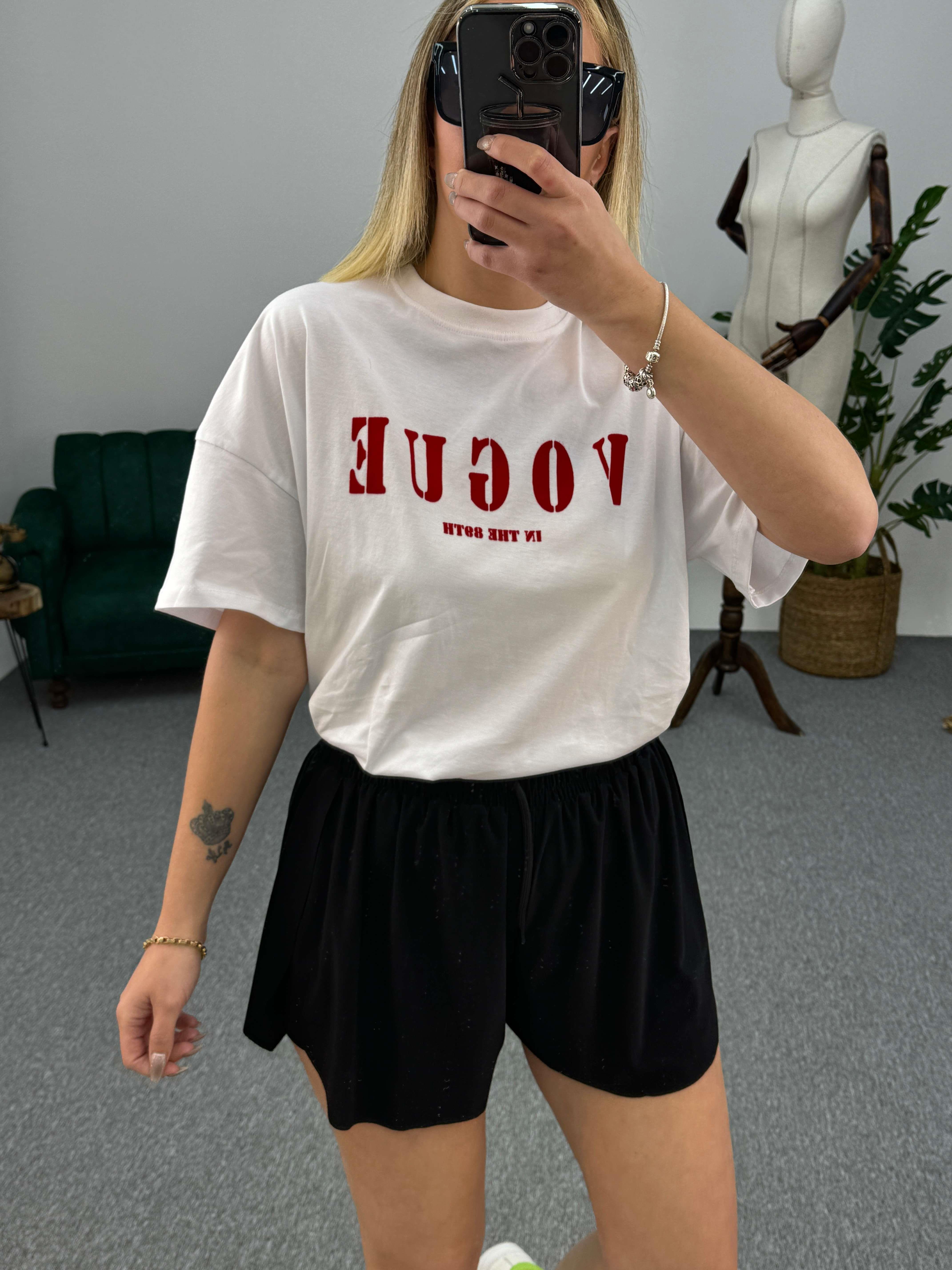 Beyaz Onu Vogue Bask l Tshirt