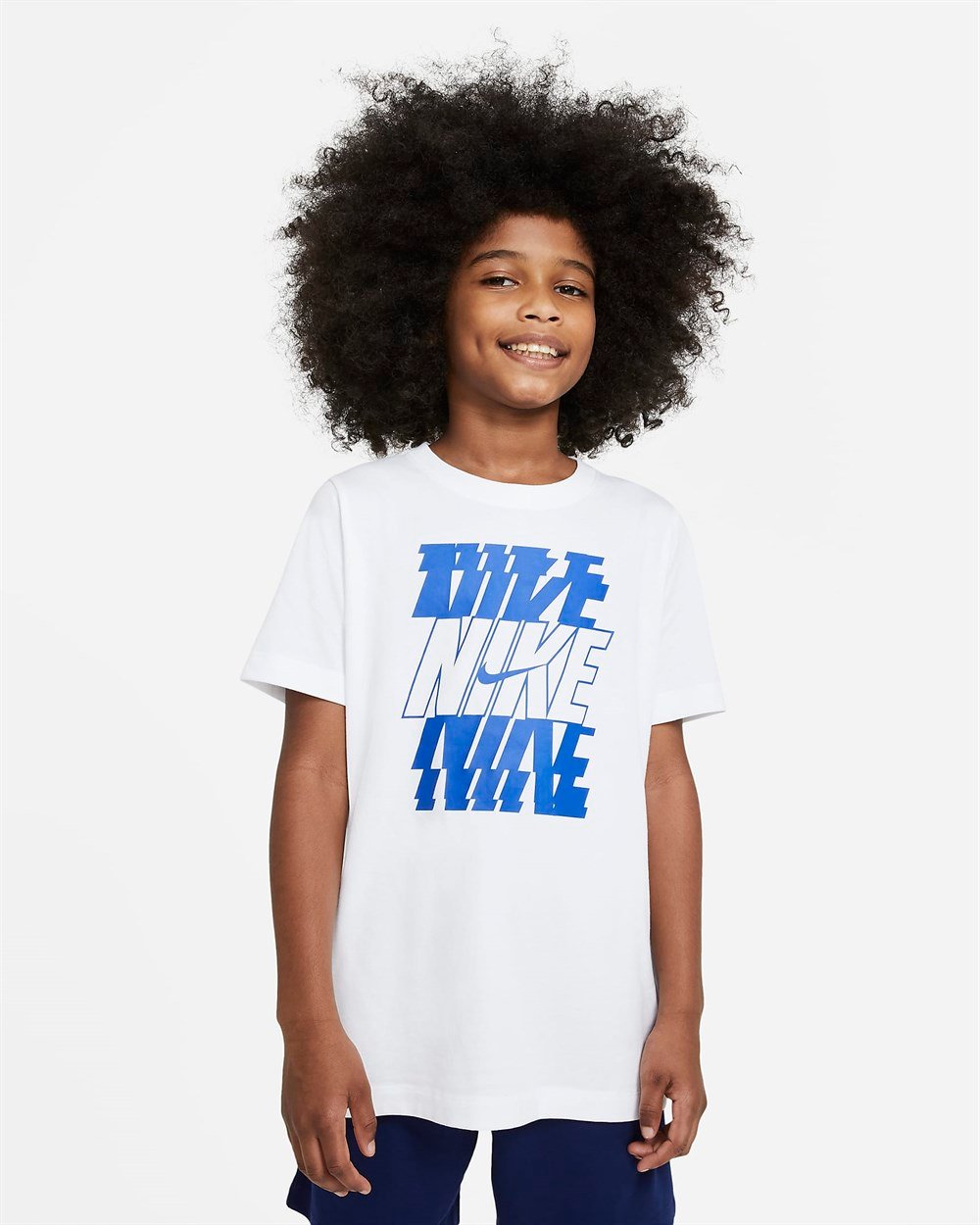 Nike U Nsw Tee Stack Cocuk Beyaz T shirt DC7794 100 Hemen Sat n Al